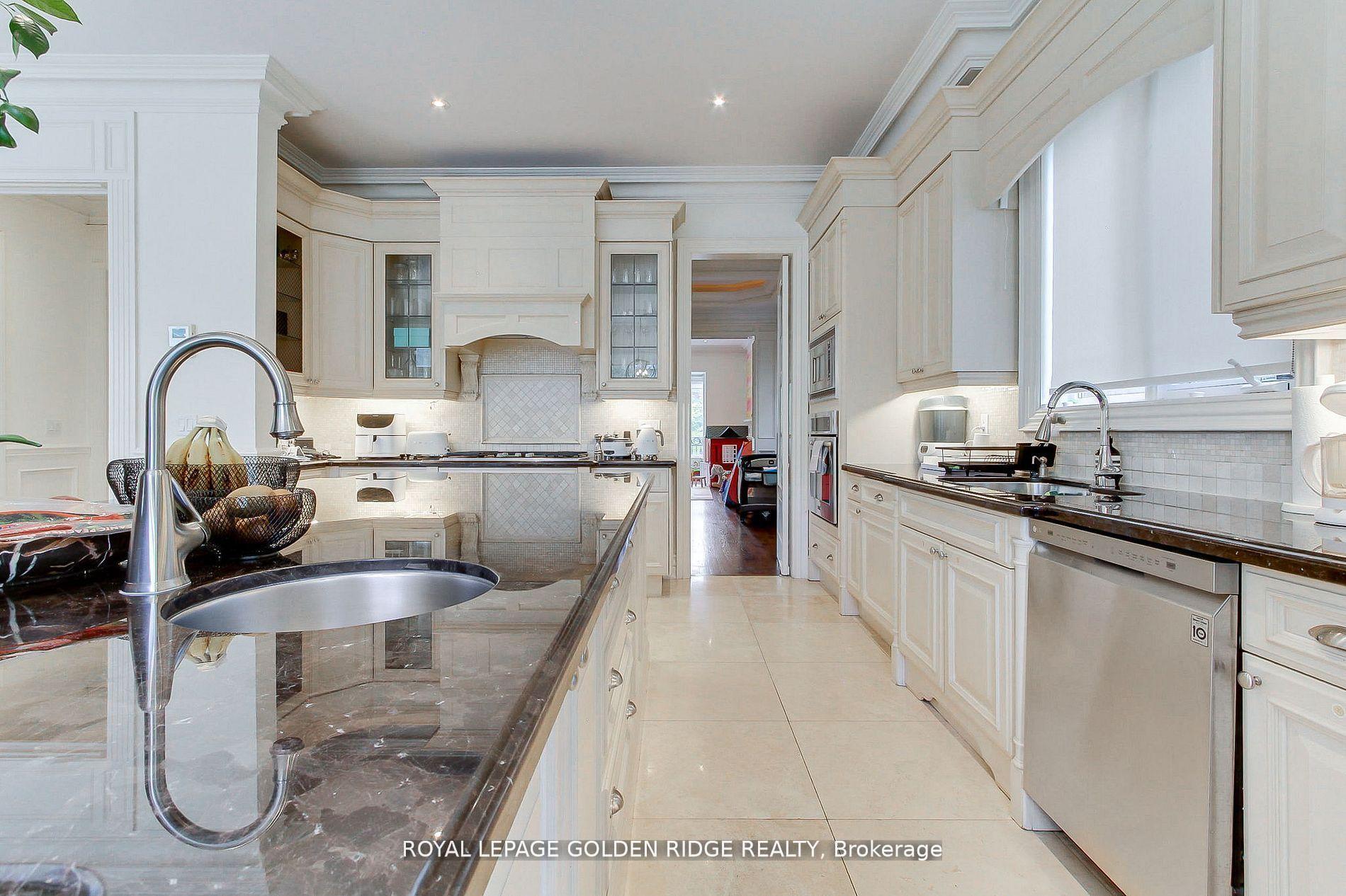Photo 7 of 99 Bannockburn Avenue, Toronto, Bedford Park-Nortown — HOMEH