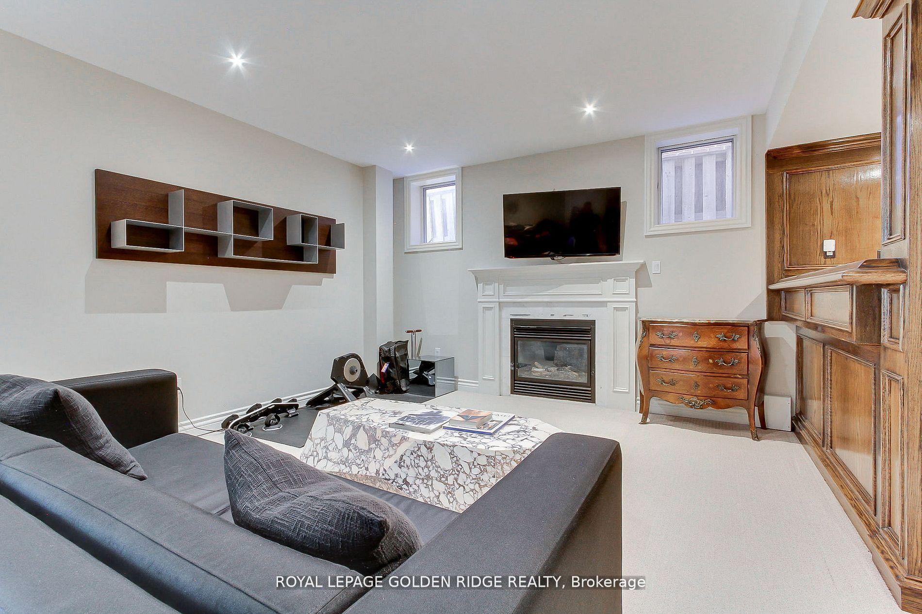 Photo 27 of 99 Bannockburn Avenue, Toronto, Bedford Park-Nortown — HOMEH