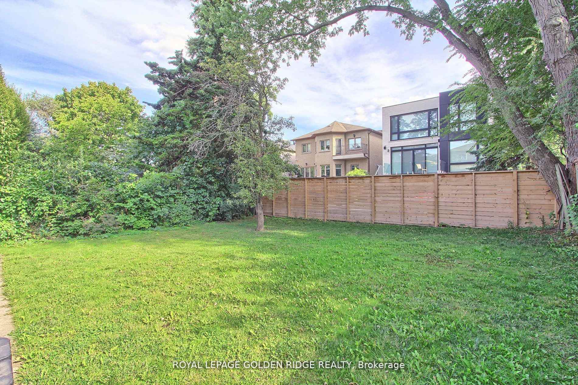 Photo 31 of 99 Bannockburn Avenue, Toronto, Bedford Park-Nortown — HOMEH