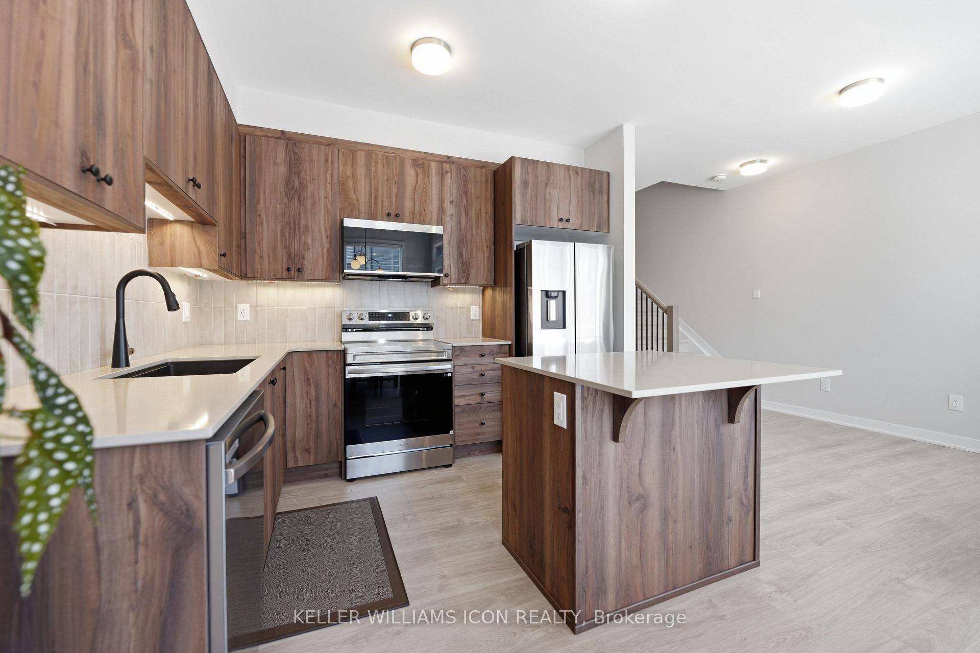 Photo 11 of 52 Pumice Place, Ottawa, Barrhaven - Half Moon Bay — HOMEH