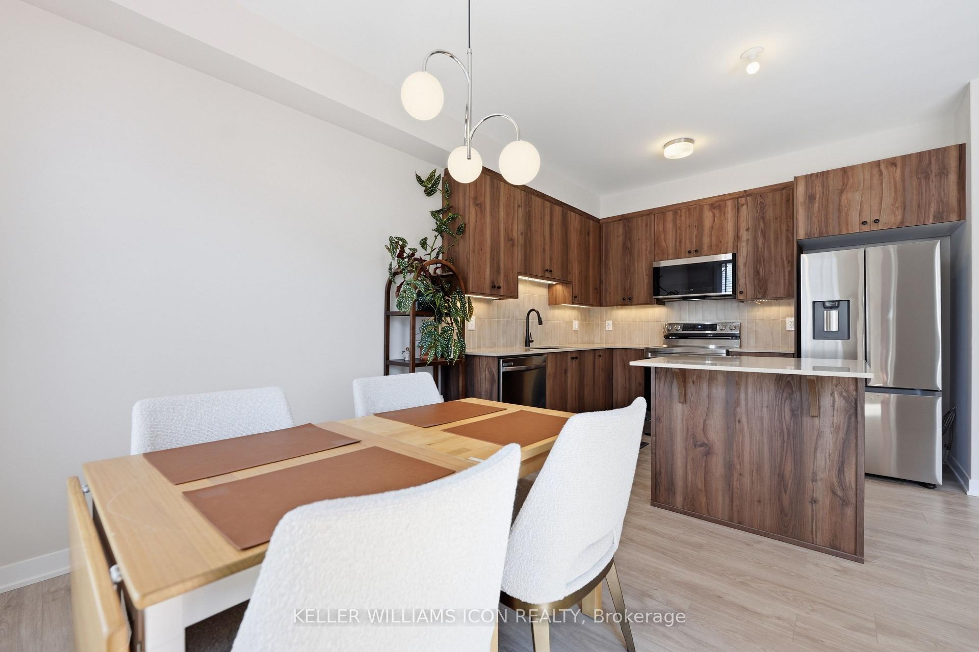 Photo 15 of 52 Pumice Place, Ottawa, Barrhaven - Half Moon Bay — HOMEH