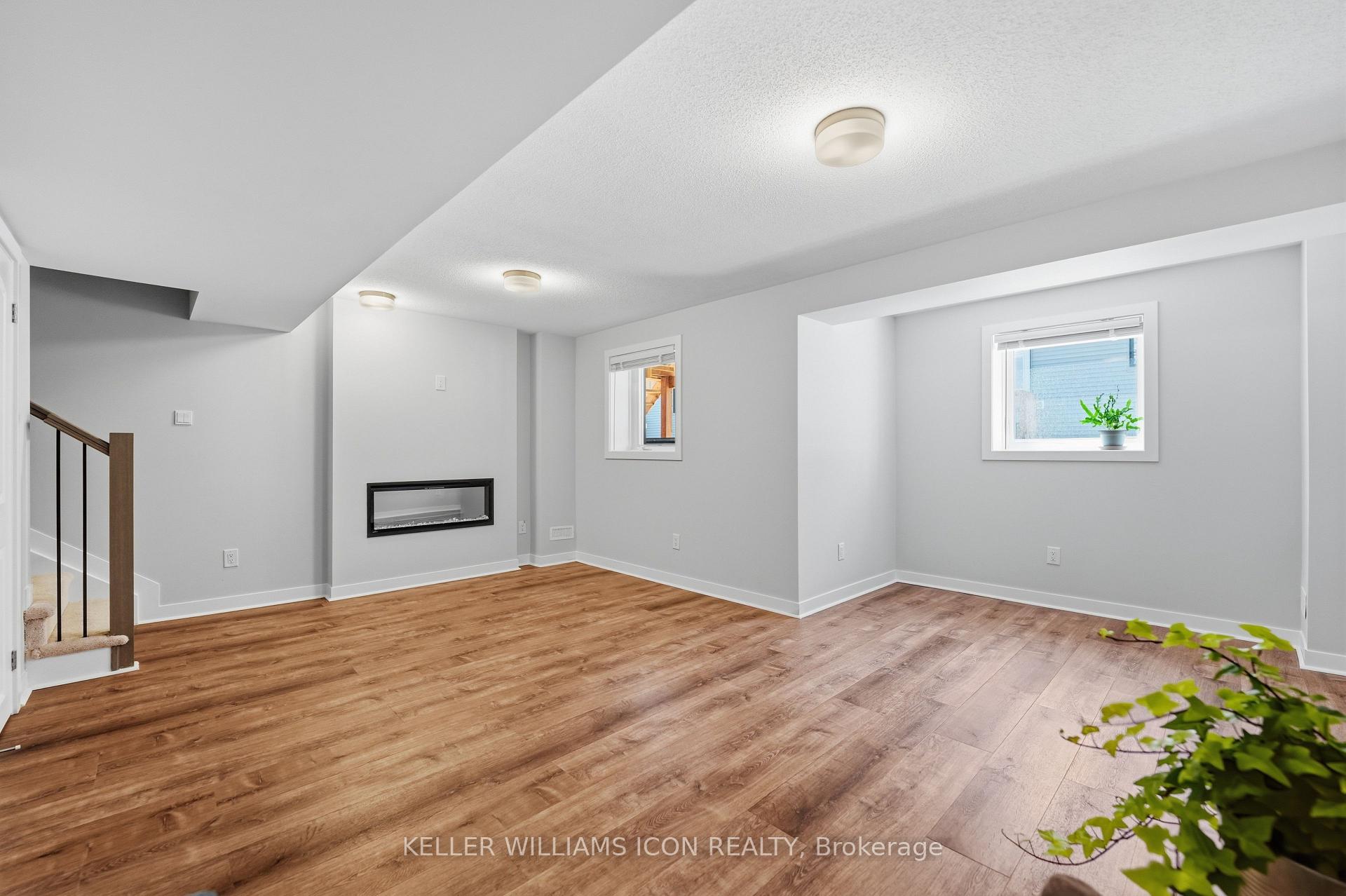 Photo 32 of 52 Pumice Place, Ottawa, Barrhaven - Half Moon Bay — HOMEH