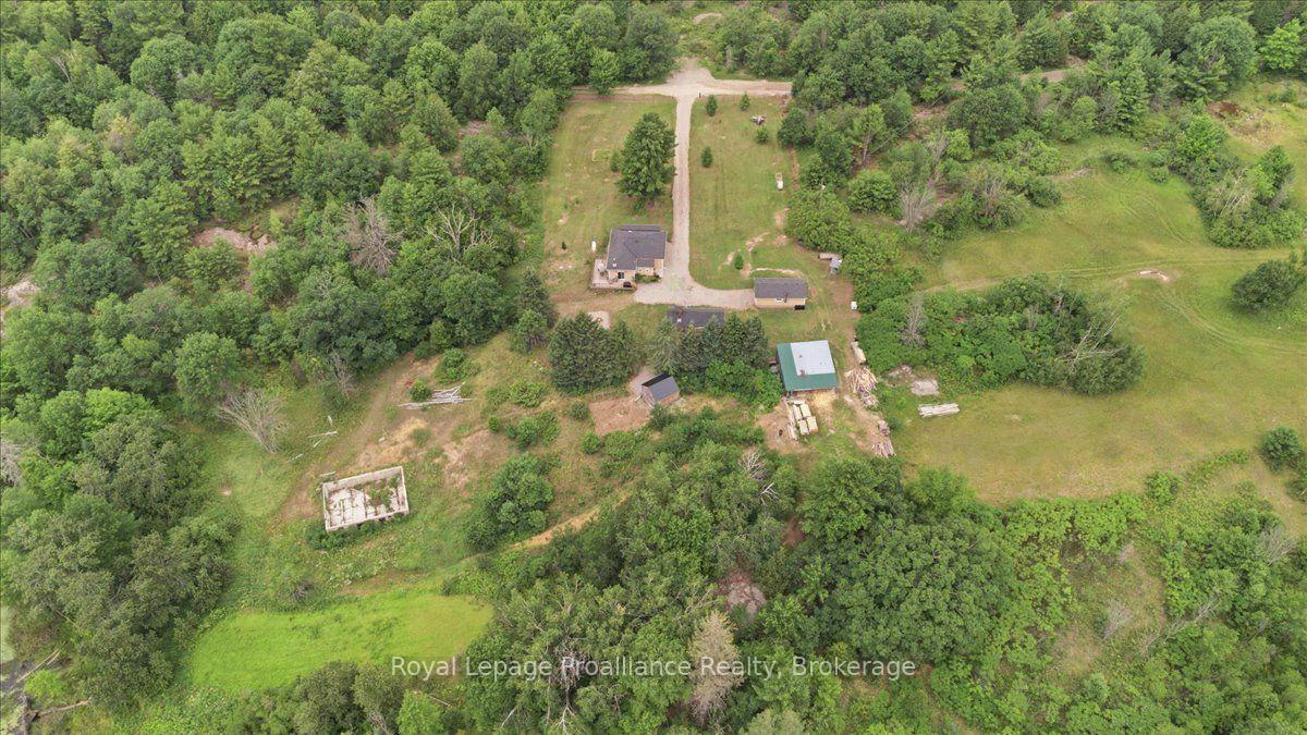Photo 45 of 2017 Clark Road, Frontenac, Frontenac Centre — HOMEH