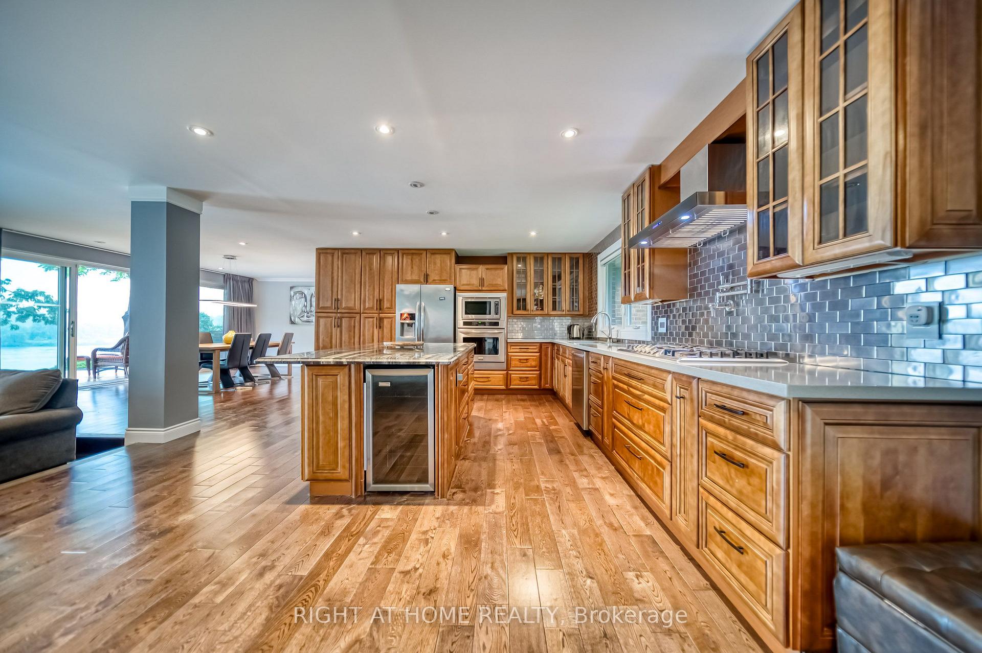 Photo 8 of 44 Royal Henley Boulevard, St. Catharines, Martindale Pond — HOMEH