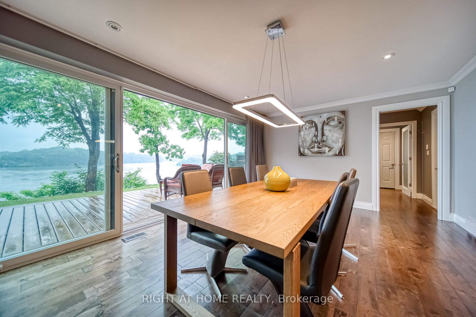 Photo 15 of 44 Royal Henley Boulevard, St. Catharines, Martindale Pond — HOMEH