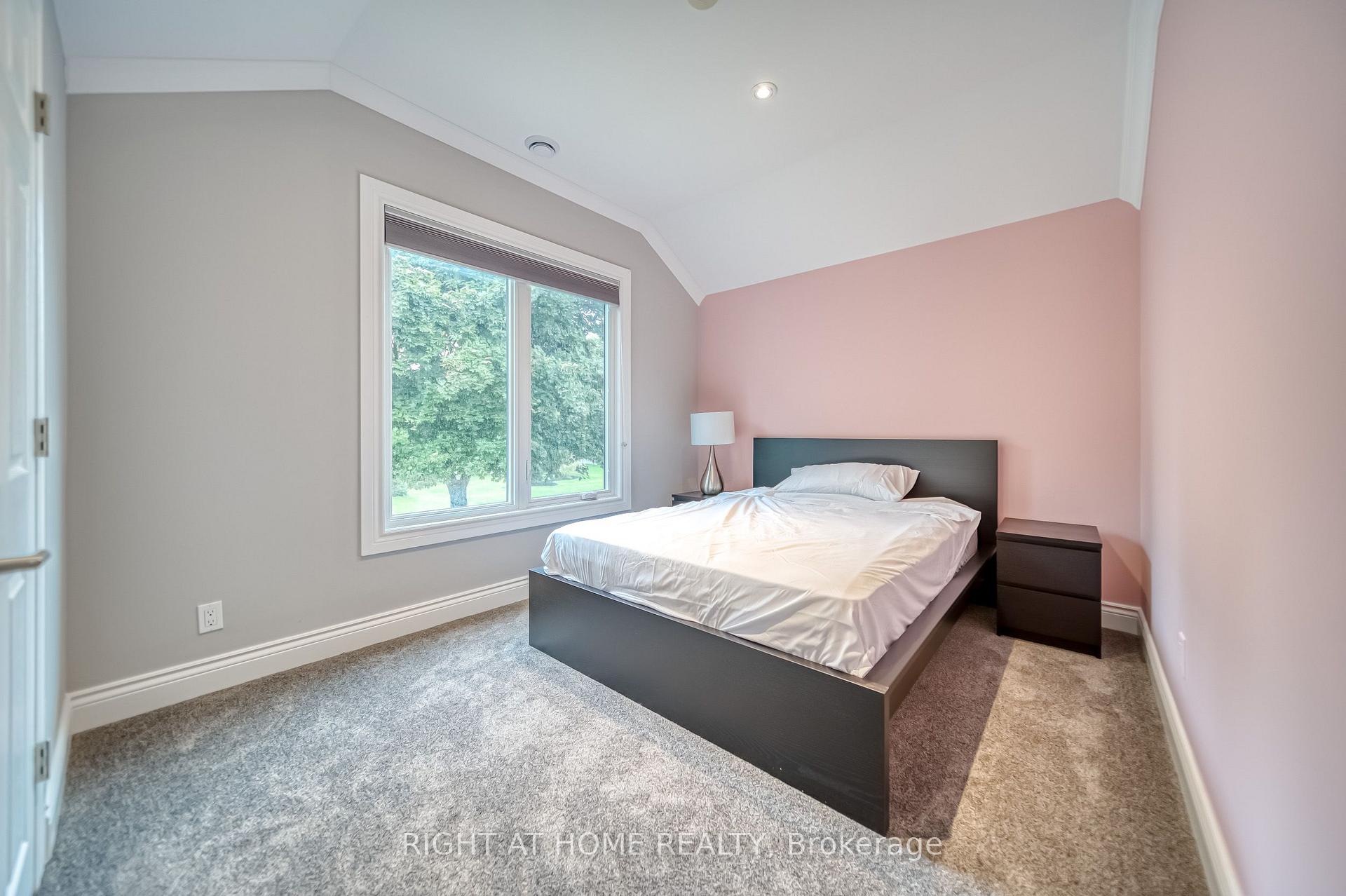 Photo 31 of 44 Royal Henley Boulevard, St. Catharines, Martindale Pond — HOMEH