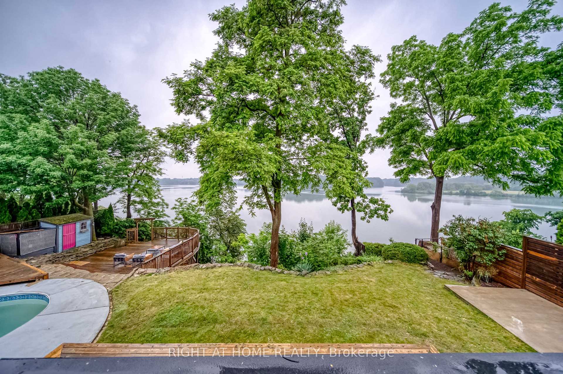Photo 37 of 44 Royal Henley Boulevard, St. Catharines, Martindale Pond — HOMEH