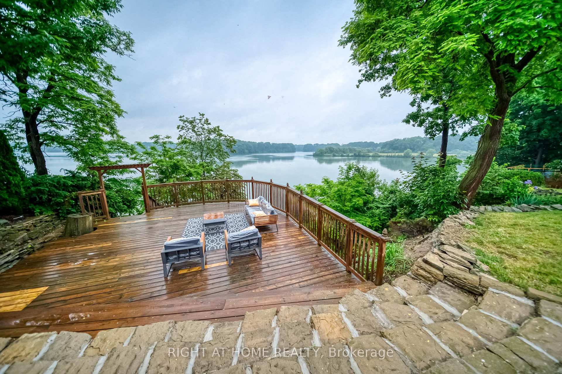 Photo 41 of 44 Royal Henley Boulevard, St. Catharines, Martindale Pond — HOMEH