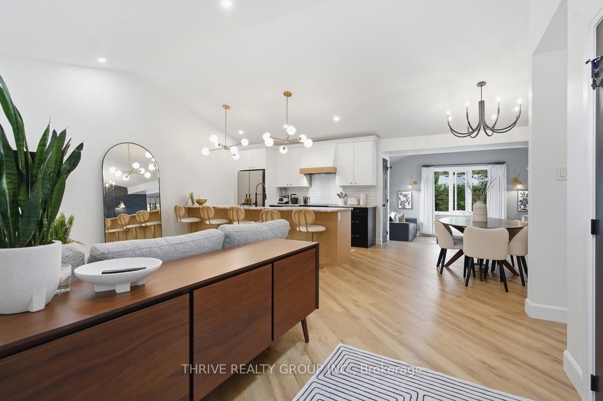 Photo 3 of 21 Mcgill Place, London, North H — HOMEH
