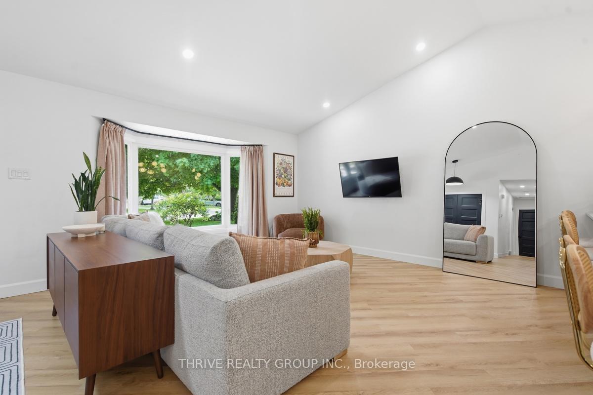 Photo 4 of 21 Mcgill Place, London, North H — HOMEH