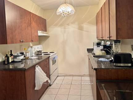 Photo 5 of Unit 605, 40 Panorama Court, Etobicoke, Mount Olive-Silverstone-Jamestown — HOMEH