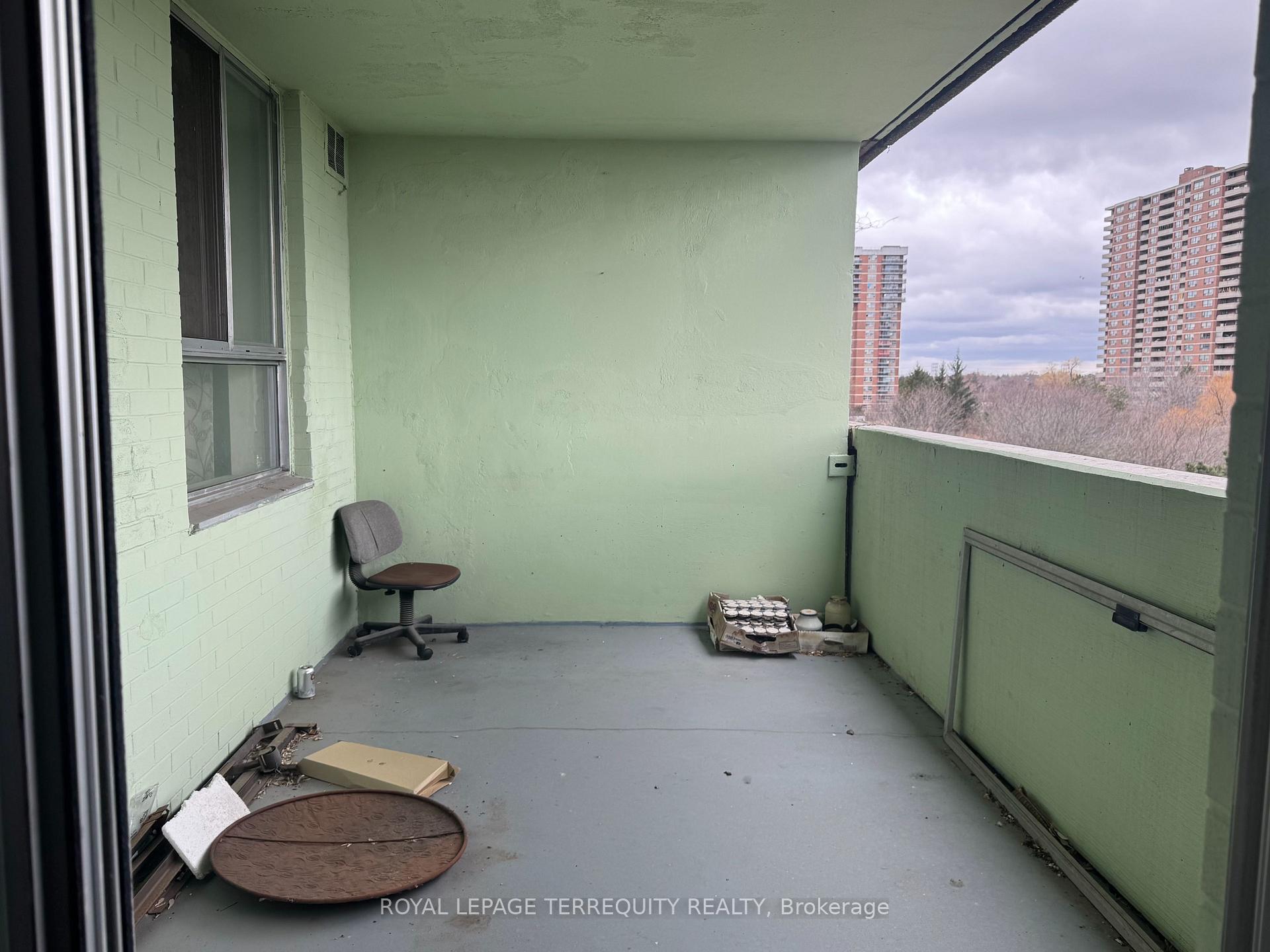 Photo 13 of Unit 605, 40 Panorama Court, Etobicoke, Mount Olive-Silverstone-Jamestown — HOMEH