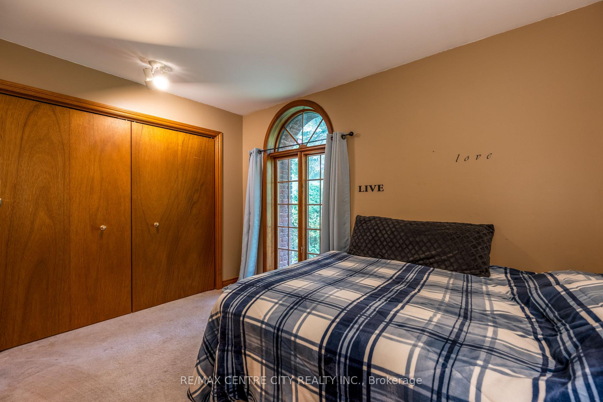 Photo 13 of 42067 Ferguson Line, Central Elgin, Rural Central Elgin — HOMEH