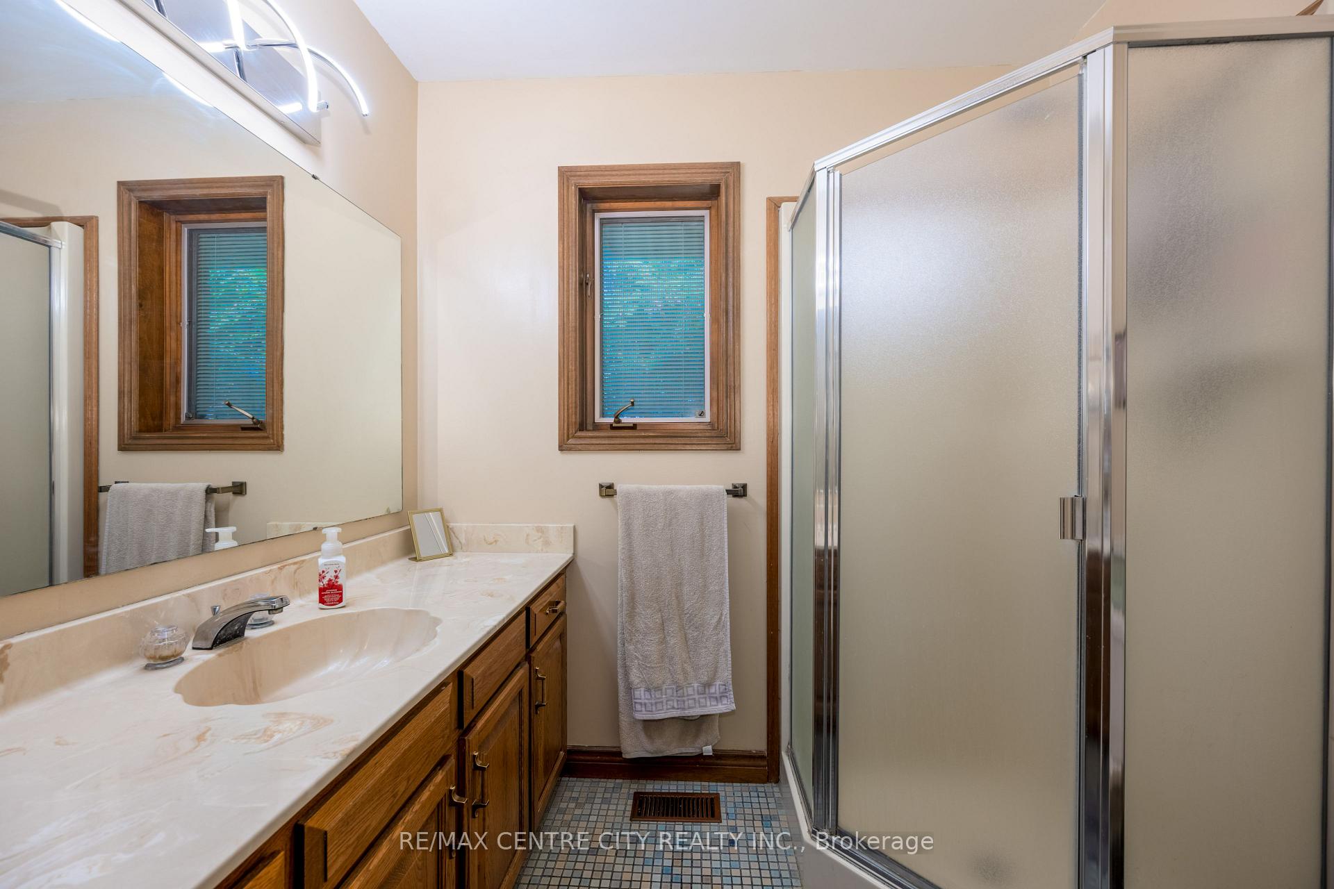Photo 20 of 42067 Ferguson Line, Central Elgin, Rural Central Elgin — HOMEH