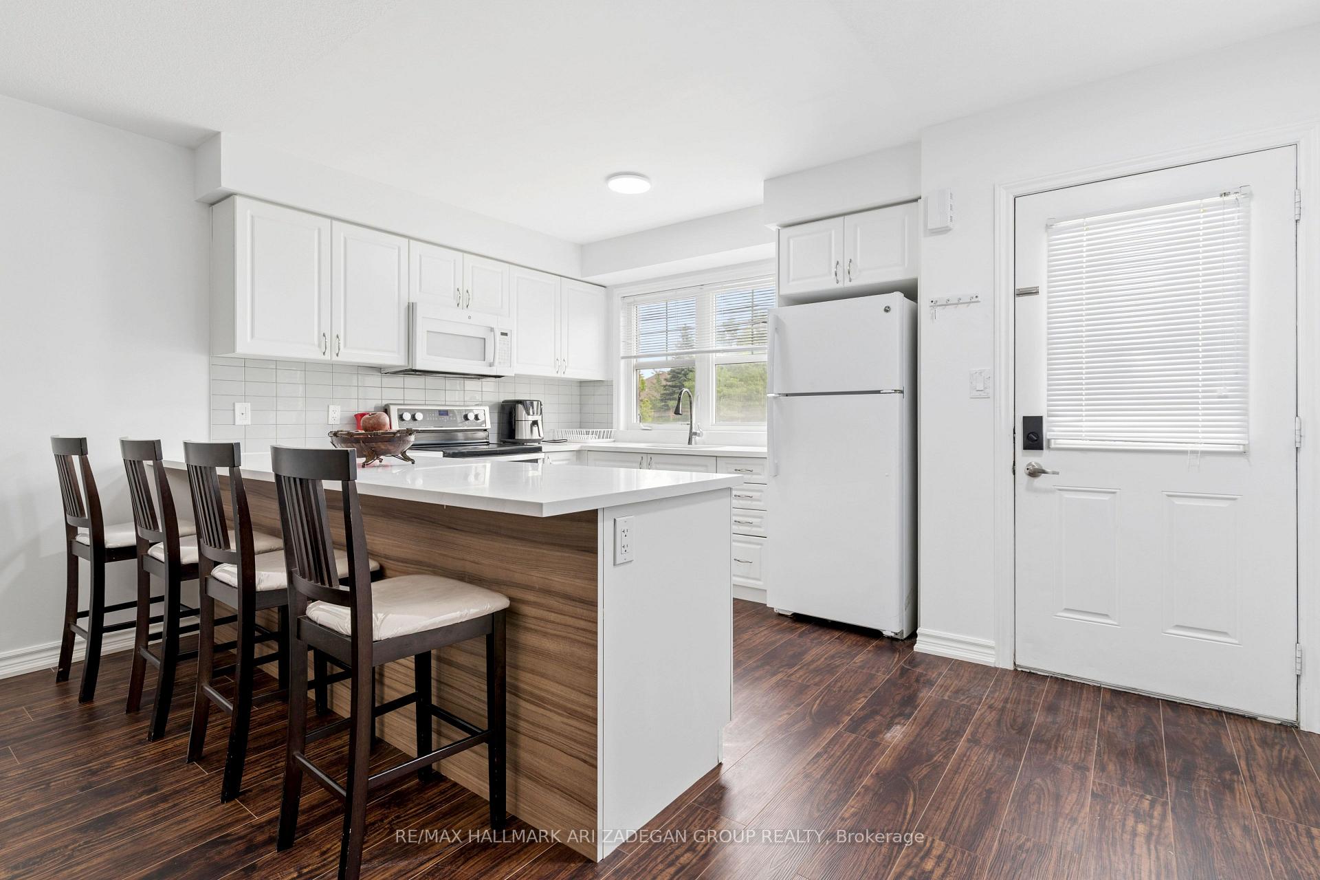 Photo 2 of Unit 74, 701 Homer Watson Boulevard, Kitchener, Country Hills East — HOMEH