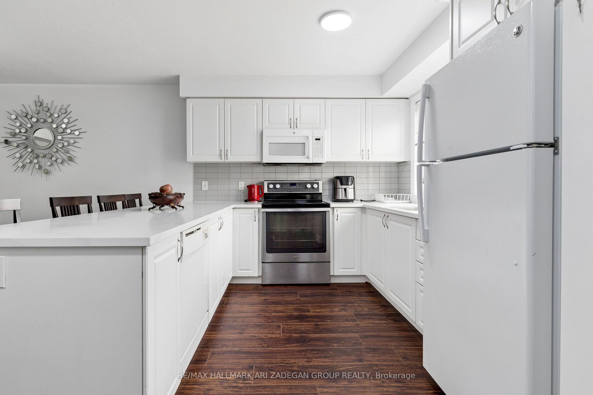 Photo 5 of Unit 74, 701 Homer Watson Boulevard, Kitchener, Country Hills East — HOMEH