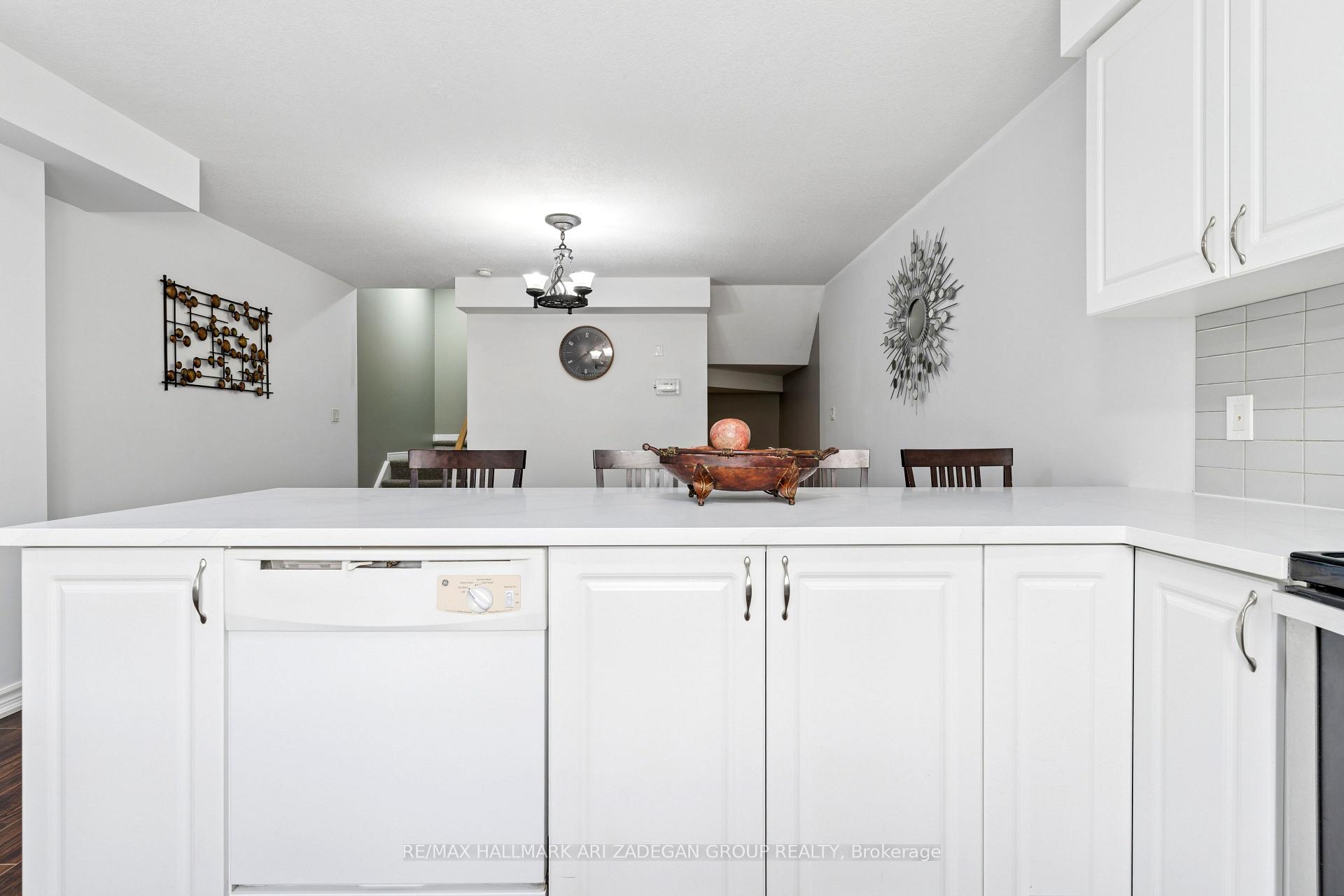 Photo 9 of Unit 74, 701 Homer Watson Boulevard, Kitchener, Country Hills East — HOMEH