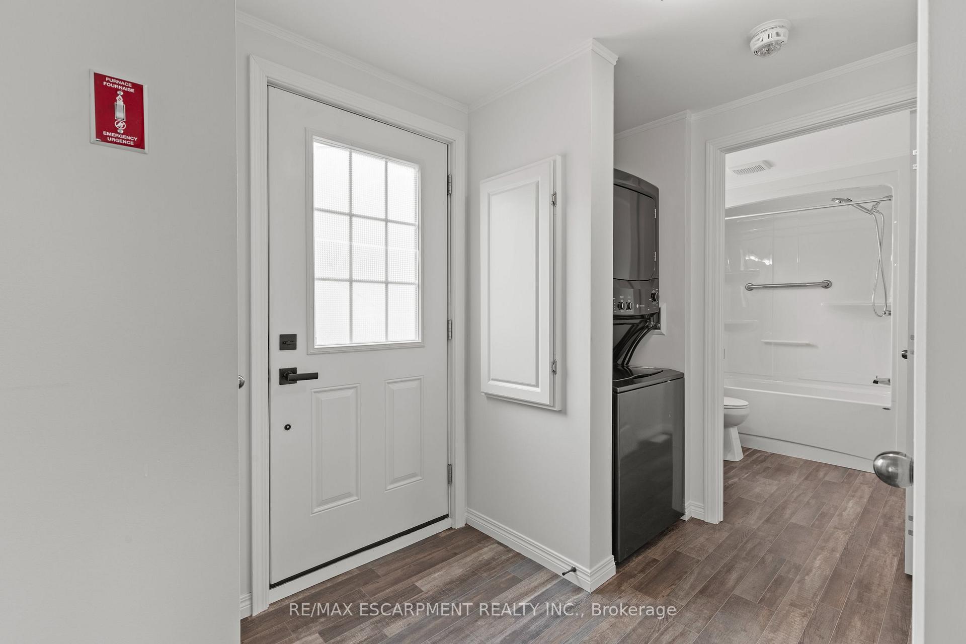Photo 4 of 4431 Timothy Lane W, Lincoln, Beamsville — HOMEH