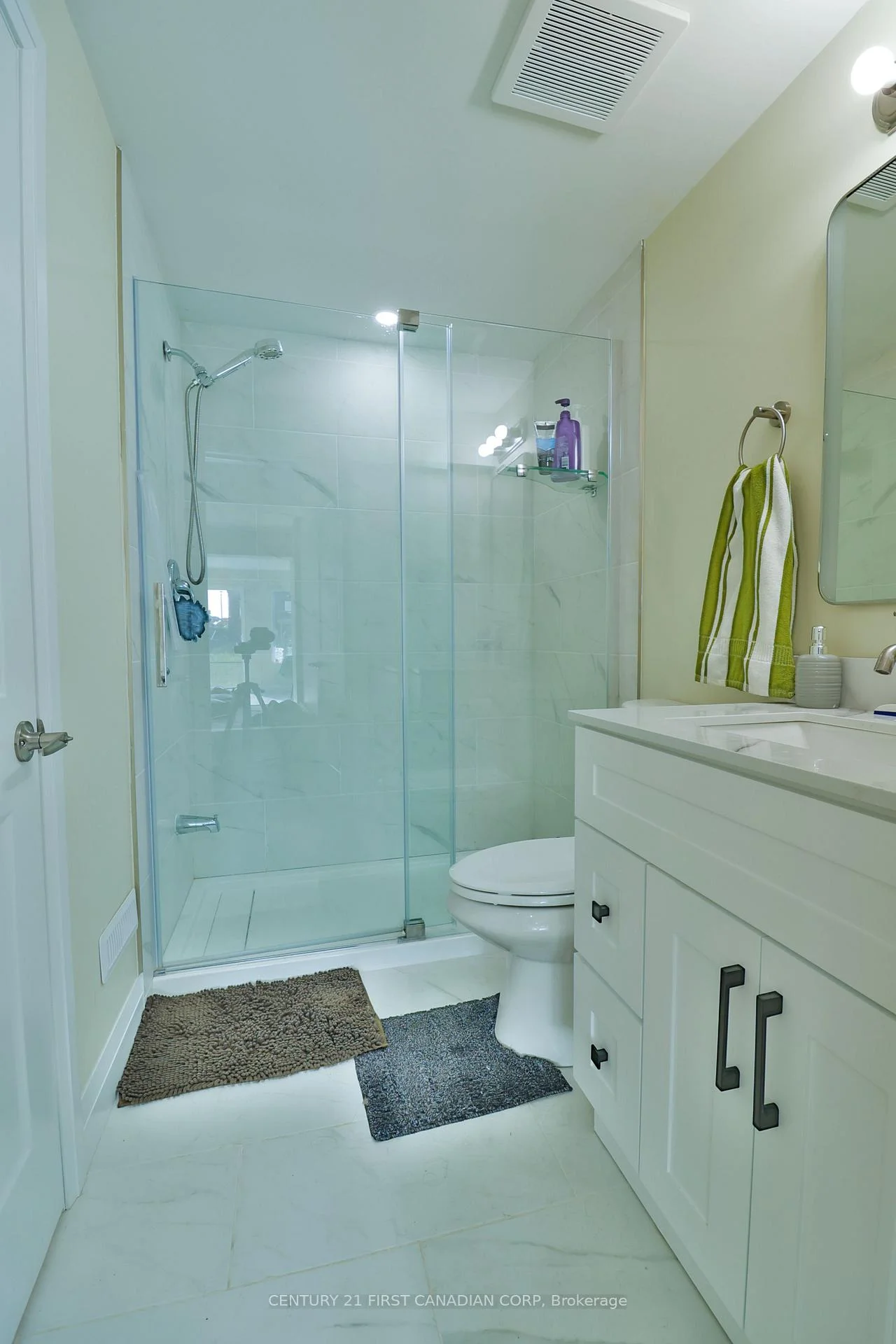 Photo 7 of 1266 Silverfox Drive, London, North S — HOMEH