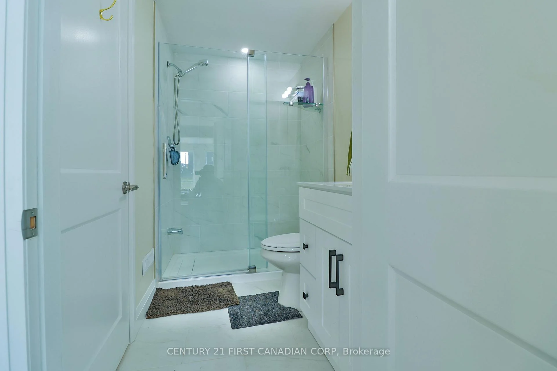 Photo 20 of 1266 Silverfox Drive, London, North S — HOMEH