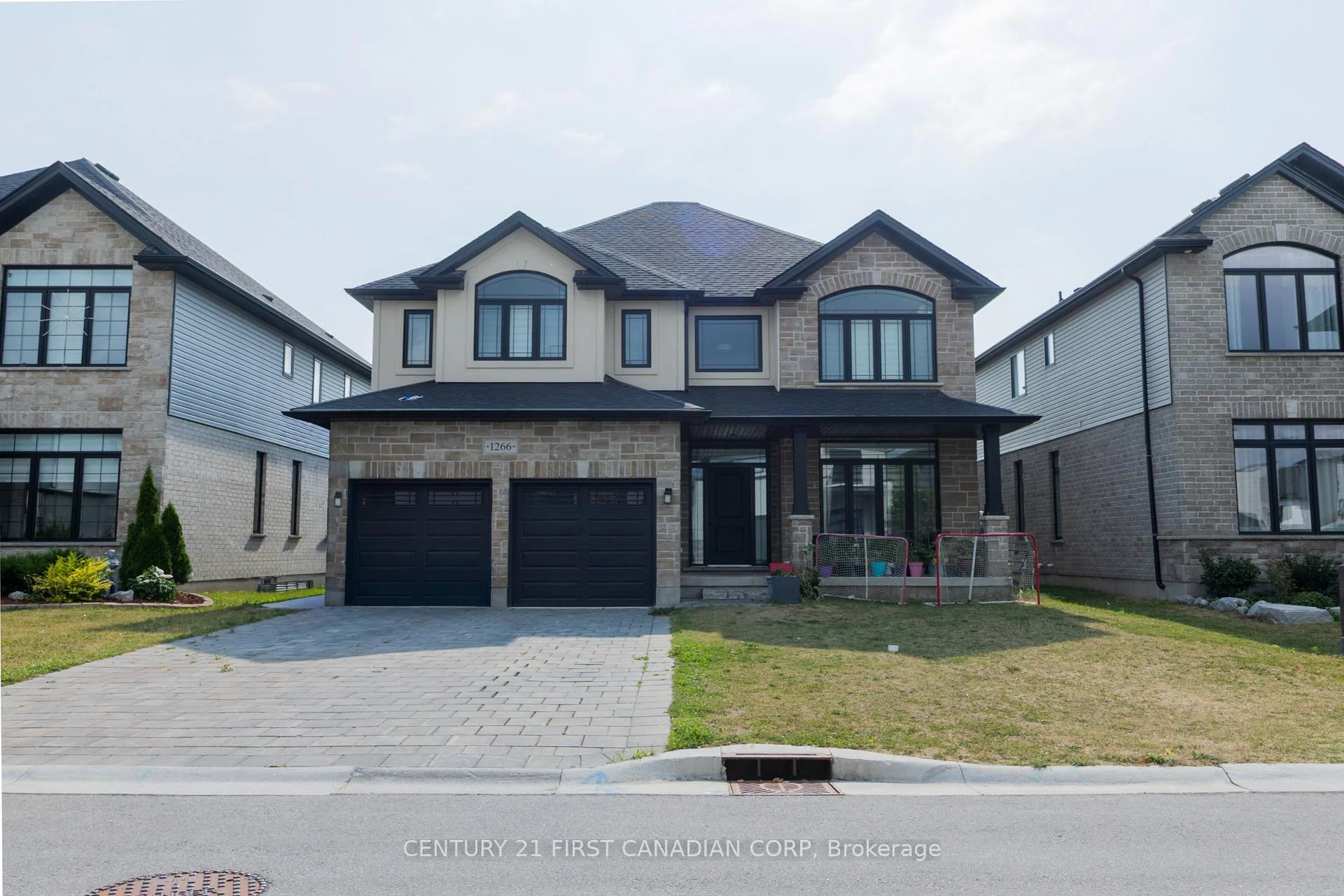 Photo 27 of 1266 Silverfox Drive, London, North S — HOMEH