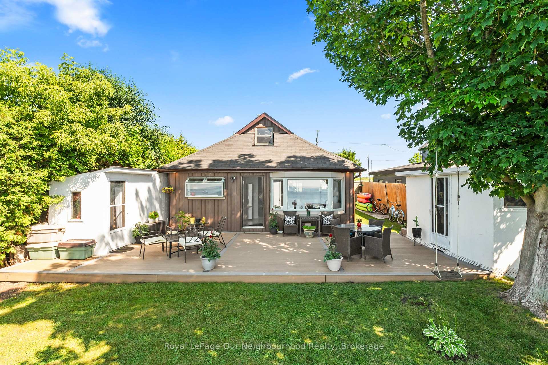 Photo 6 of 70 East Beach Road, Clarington, Bowmanville — HOMEH