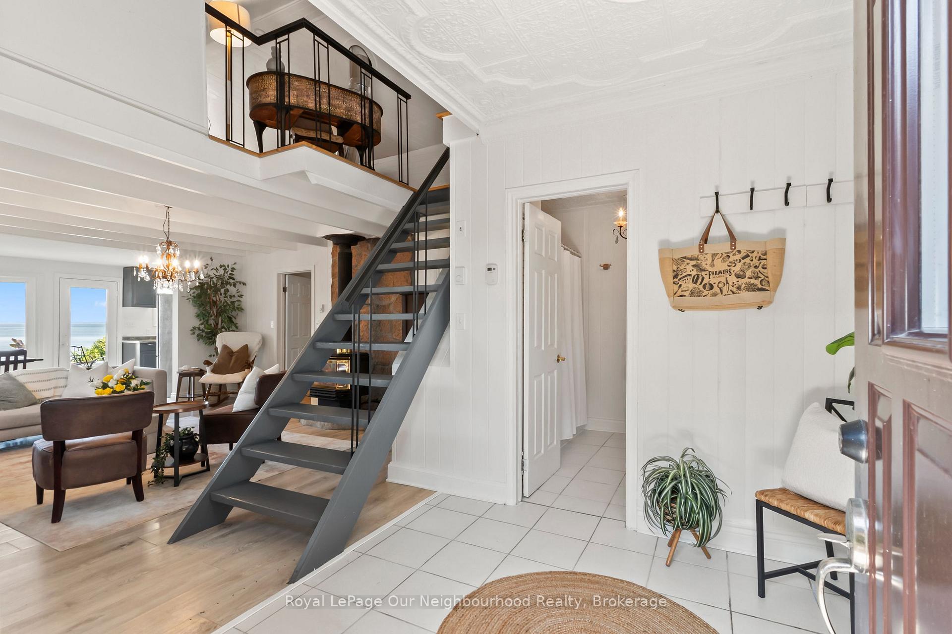 Photo 11 of 70 East Beach Road, Clarington, Bowmanville — HOMEH