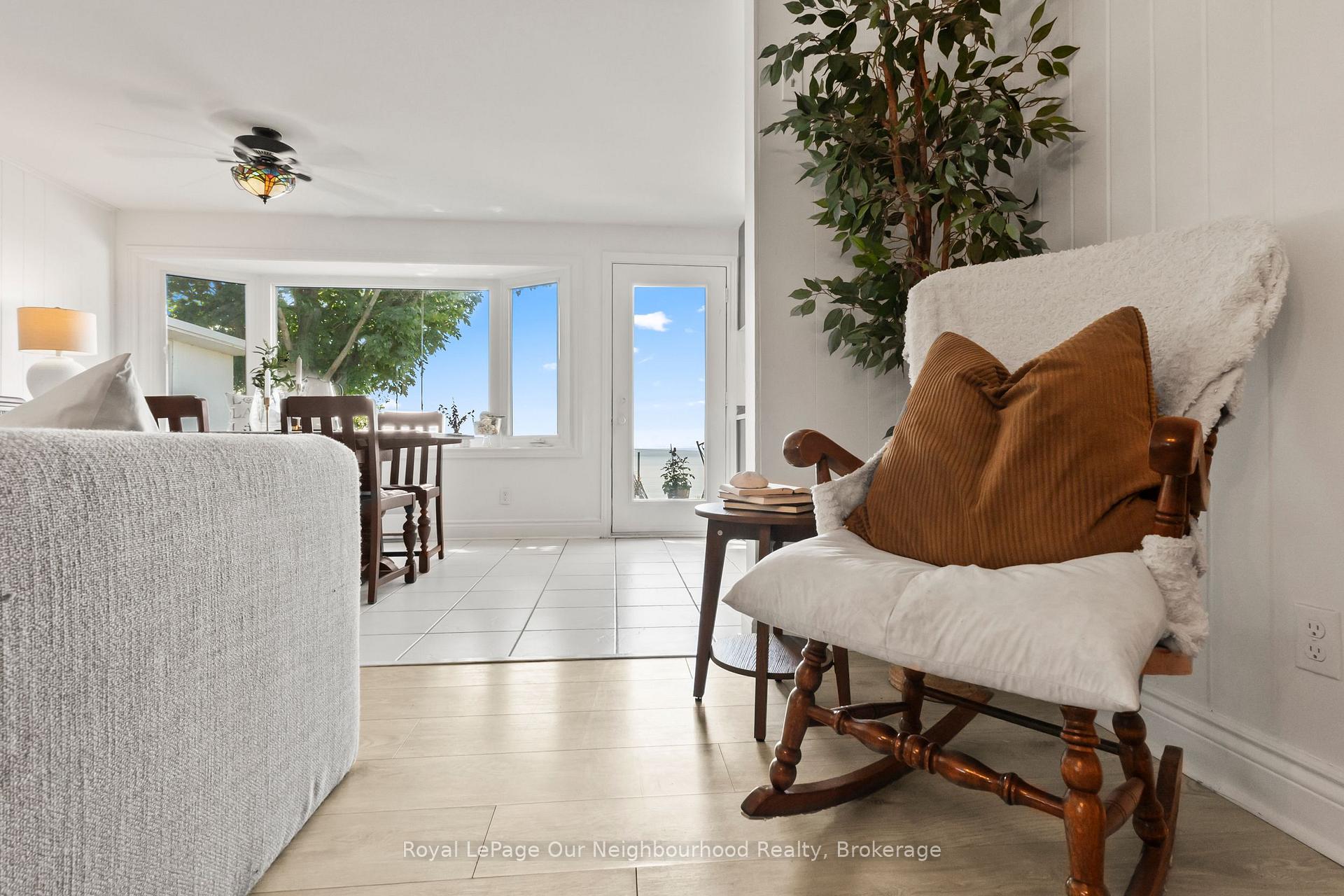 Photo 23 of 70 East Beach Road, Clarington, Bowmanville — HOMEH