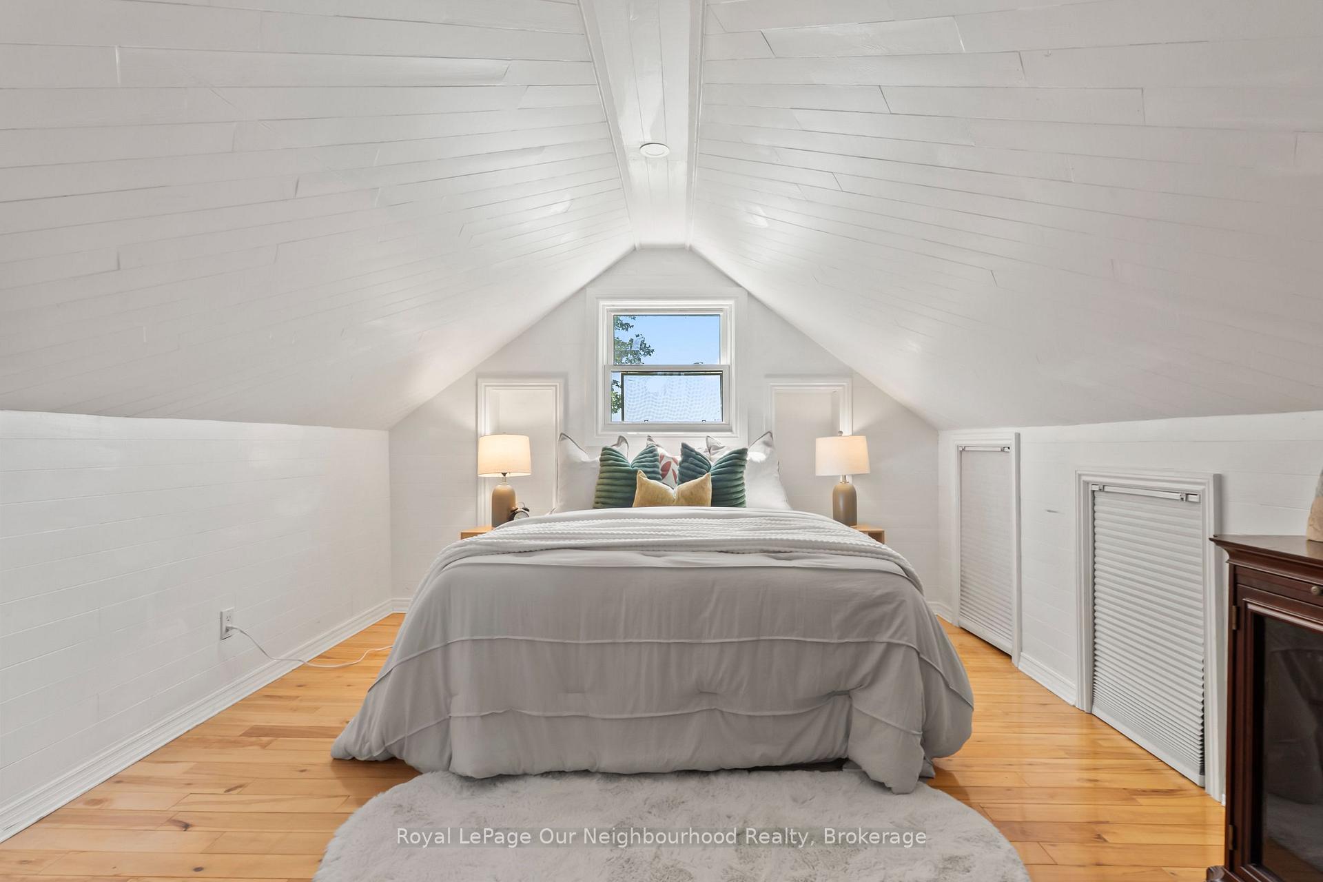 Photo 36 of 70 East Beach Road, Clarington, Bowmanville — HOMEH