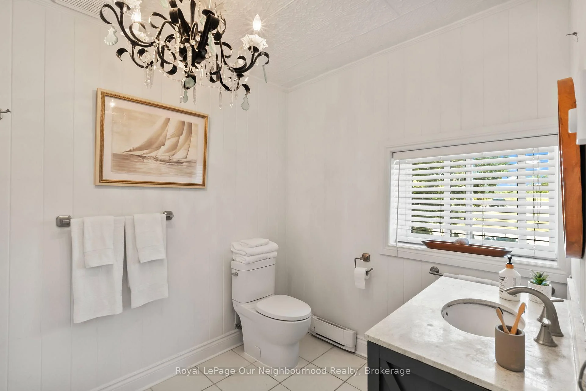 Photo 14 of 70 East Beach Road, Clarington, Bowmanville — HOMEH