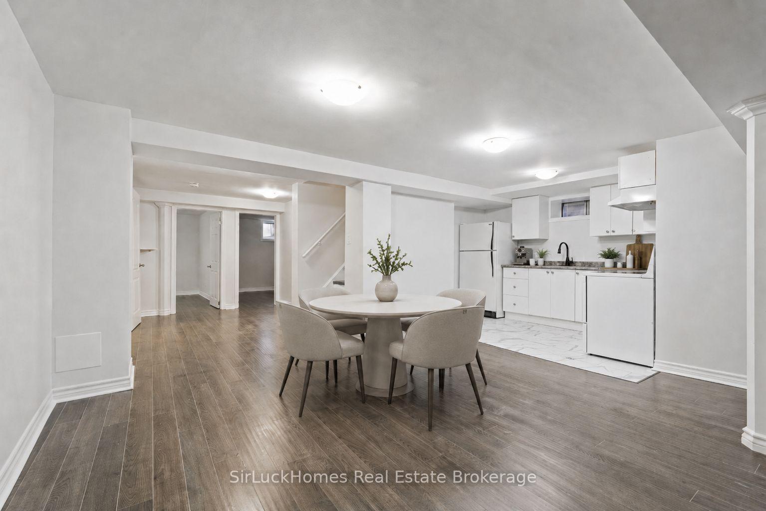 Photo 4 of 90 Mountainview Road S, Halton Hills, Georgetown — HOMEH