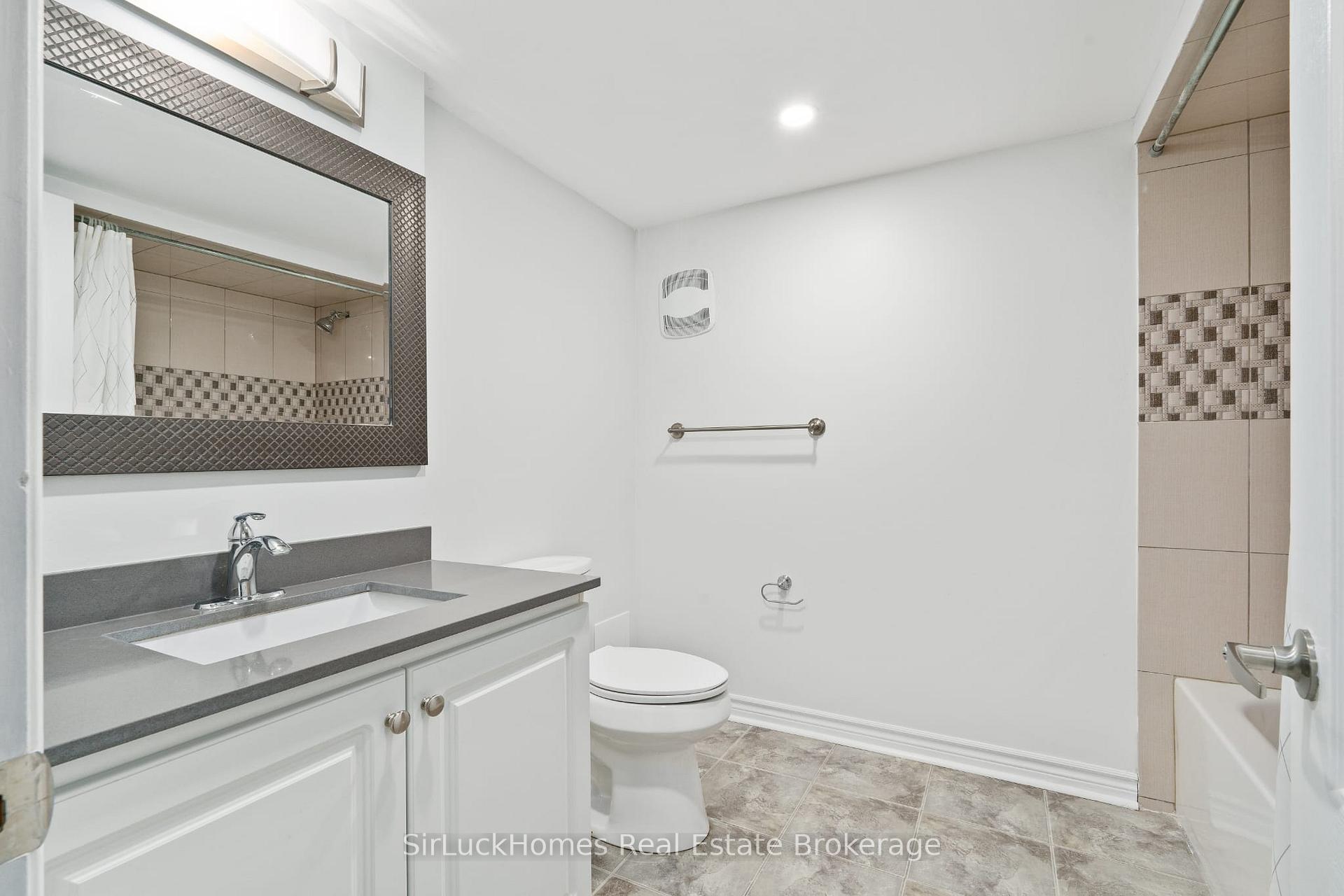 Photo 11 of 90 Mountainview Road S, Halton Hills, Georgetown — HOMEH