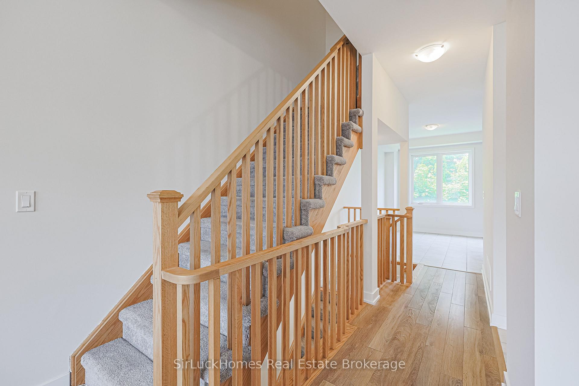 Photo 11 of 906 Kicking Horse Path, Oshawa, McLaughlin — HOMEH