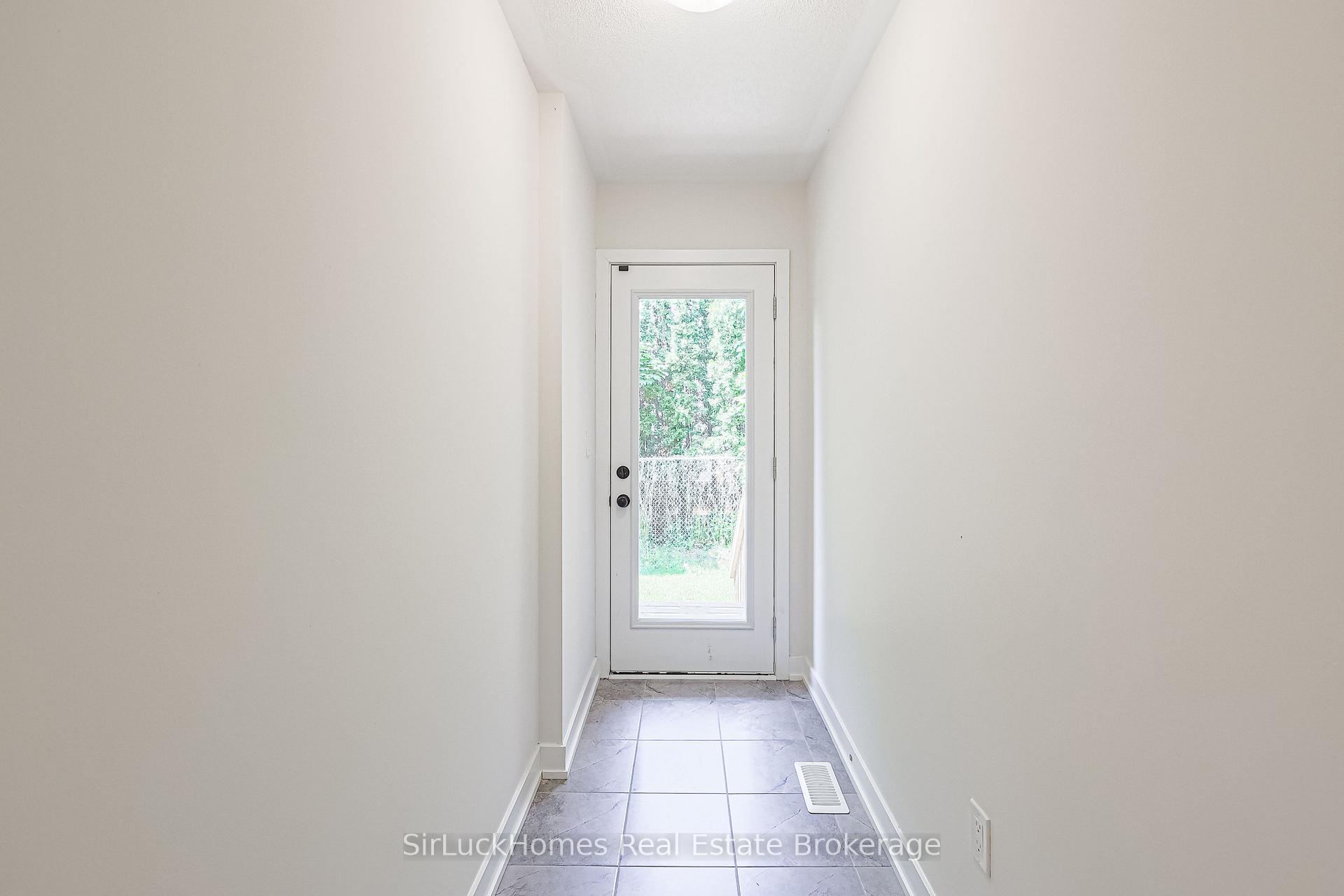 Photo 28 of 906 Kicking Horse Path, Oshawa, McLaughlin — HOMEH