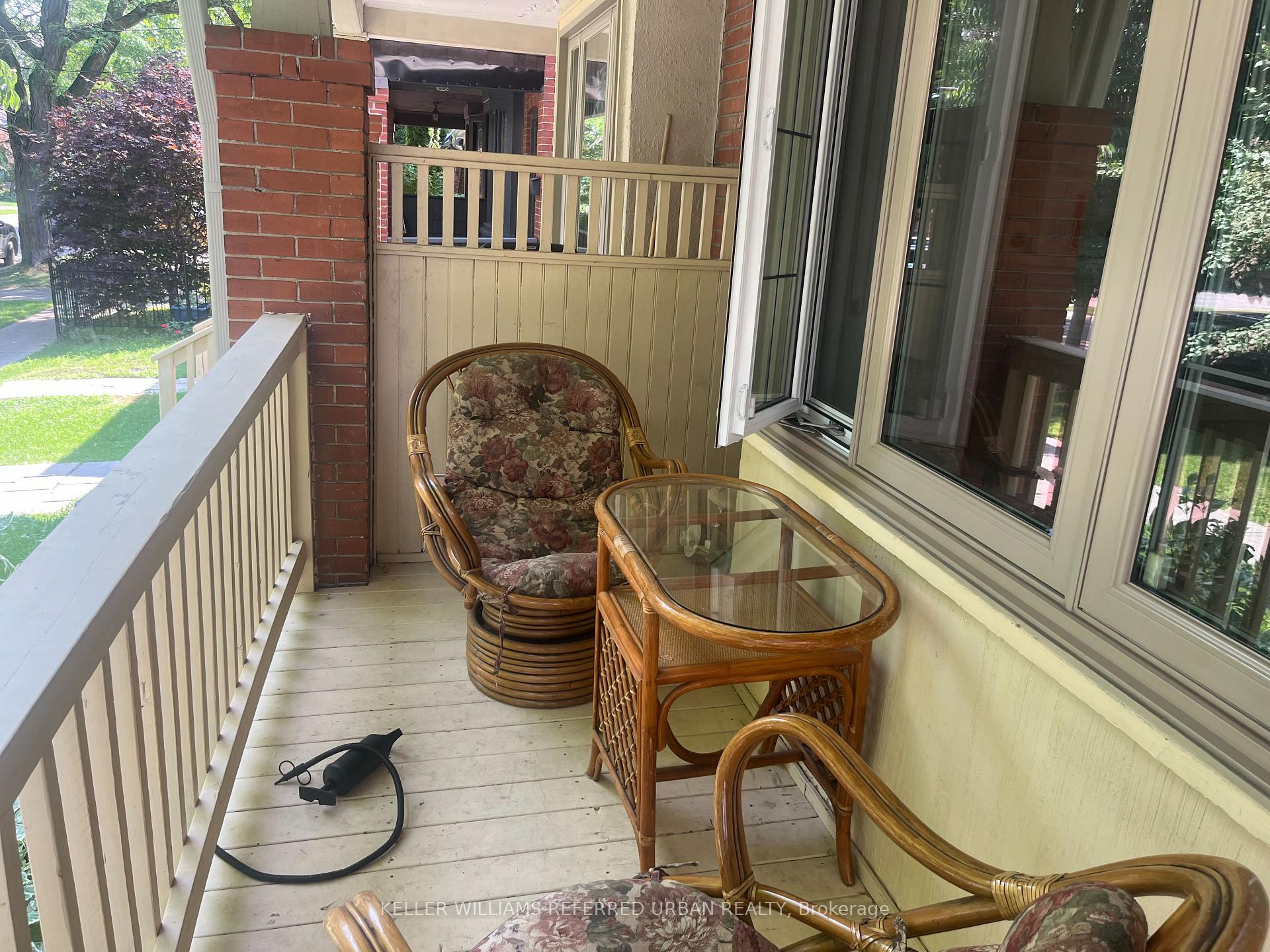 Photo 3 of 335 Roehampton Avenue, Toronto, Mount Pleasant East — HOMEH