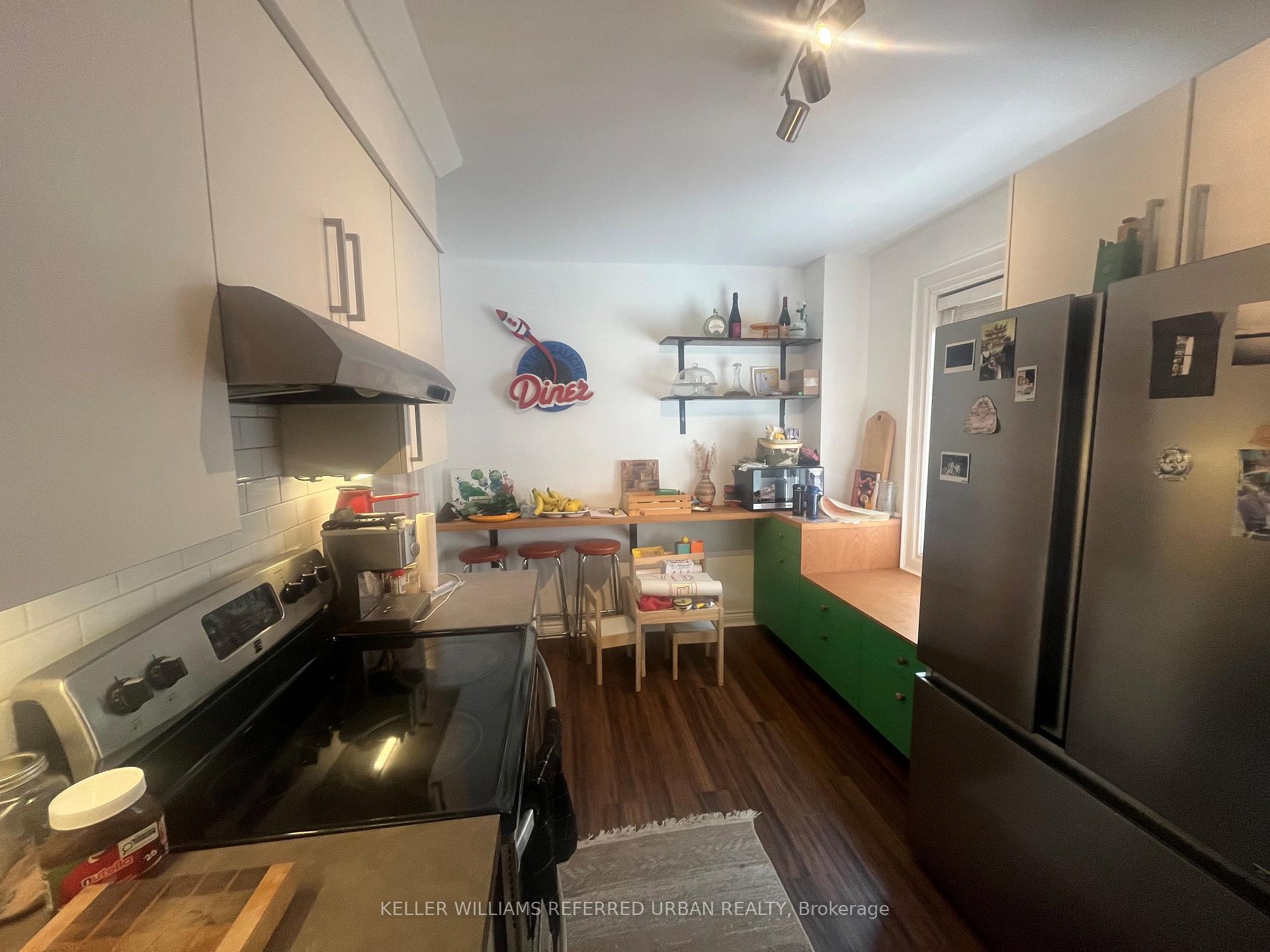 Photo 9 of 335 Roehampton Avenue, Toronto, Mount Pleasant East — HOMEH