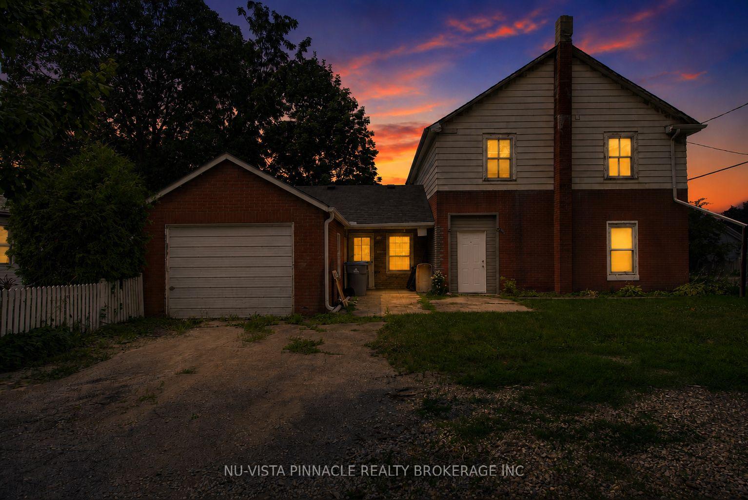Photo 2 of 128 Park Street, St. Marys — HOMEH
