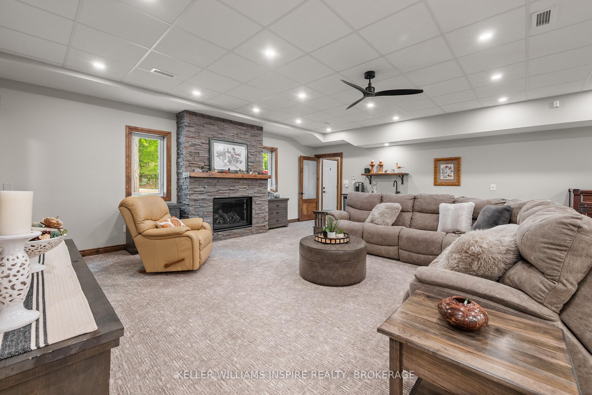 Photo 23 of 1023 Pepper Lane, Frontenac, Frontenac South — HOMEH