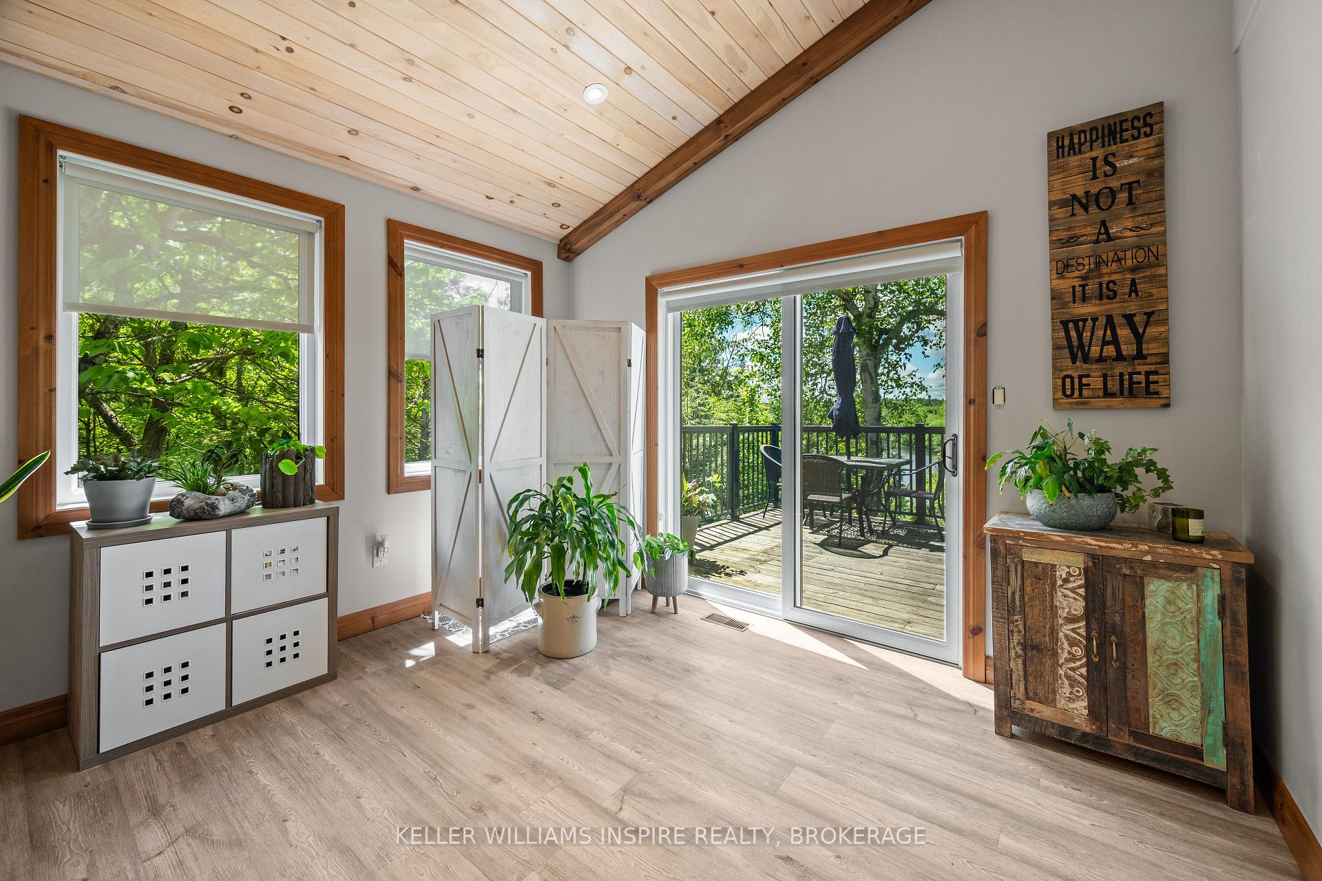 Photo 21 of 1023 Pepper Lane, Frontenac, Frontenac South — HOMEH