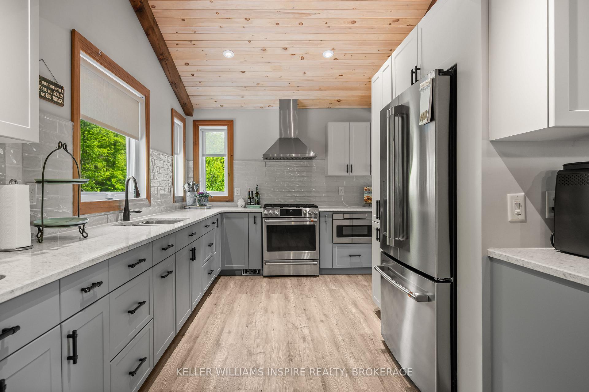 Photo 15 of 1023 Pepper Lane, Frontenac, Frontenac South — HOMEH