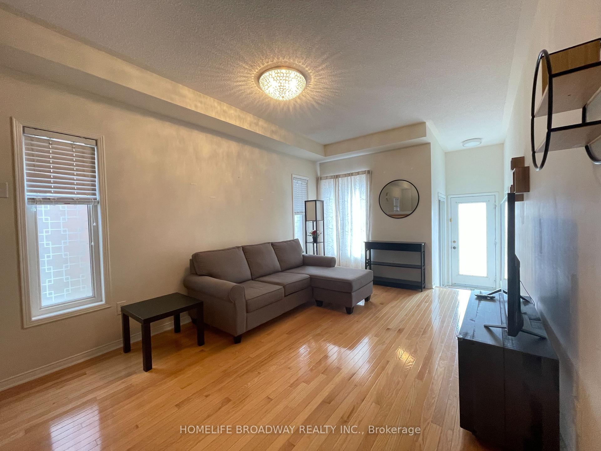 Photo 4 of 800 Cornell Rouge Boulevard, Markham, Cornell — HOMEH