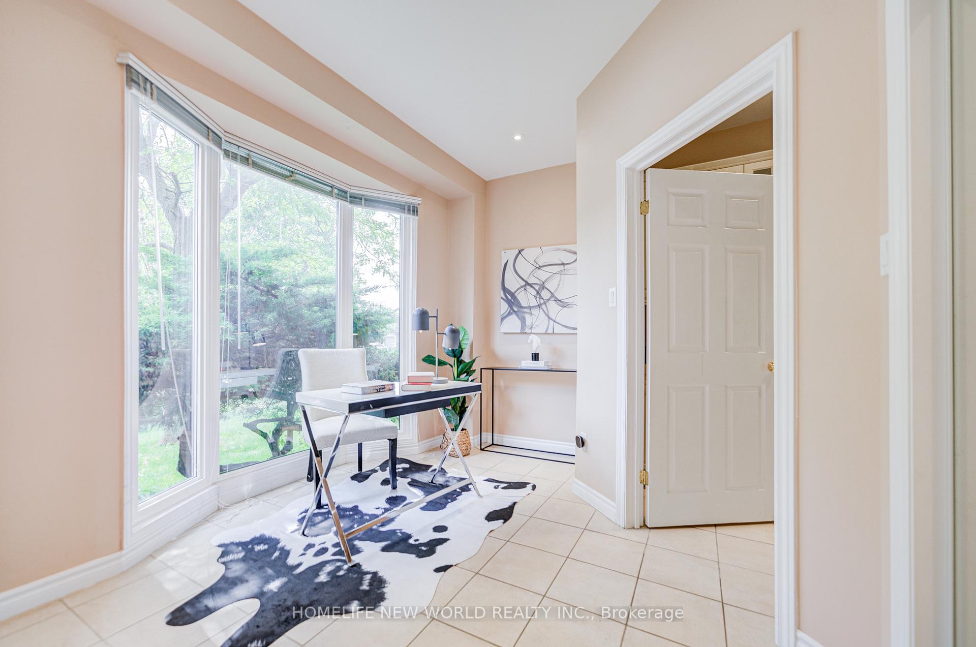 Photo 7 of 4468 Beacon Lane, Mississauga, Creditview — HOMEH