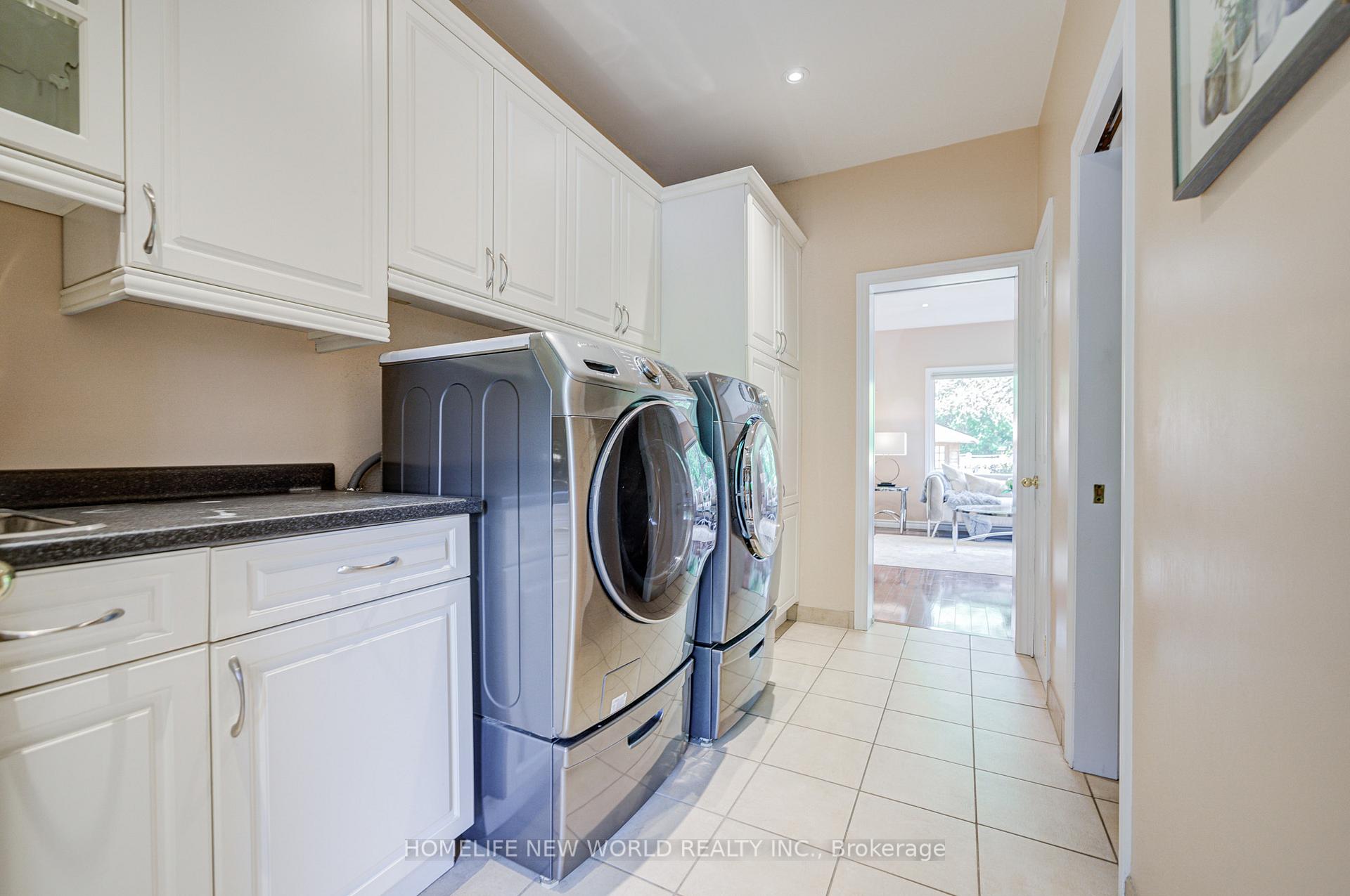 Photo 8 of 4468 Beacon Lane, Mississauga, Creditview — HOMEH