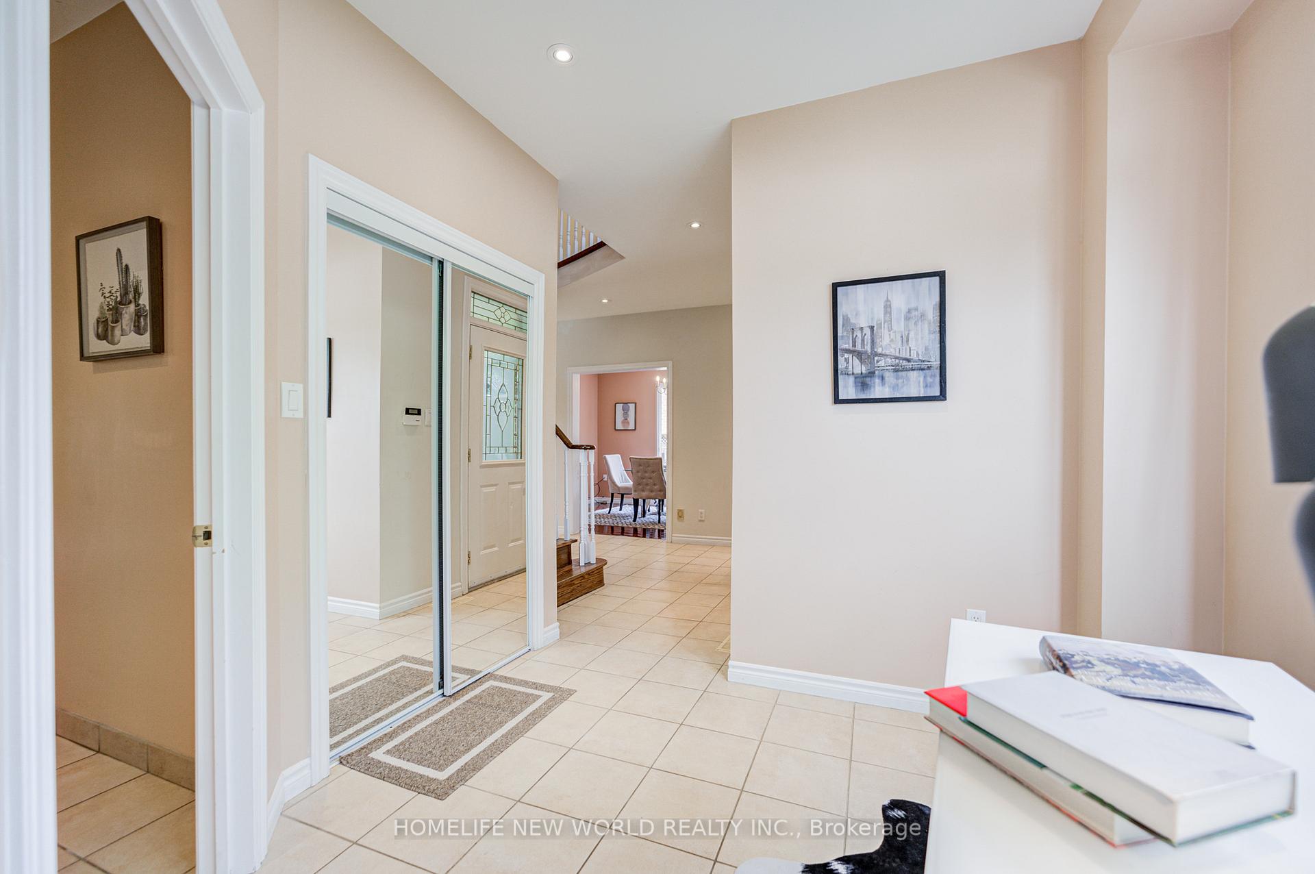 Photo 9 of 4468 Beacon Lane, Mississauga, Creditview — HOMEH