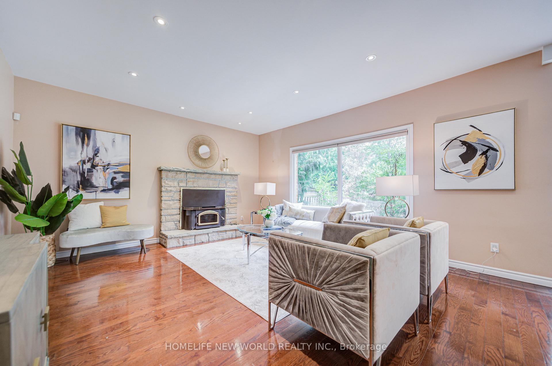 Photo 11 of 4468 Beacon Lane, Mississauga, Creditview — HOMEH