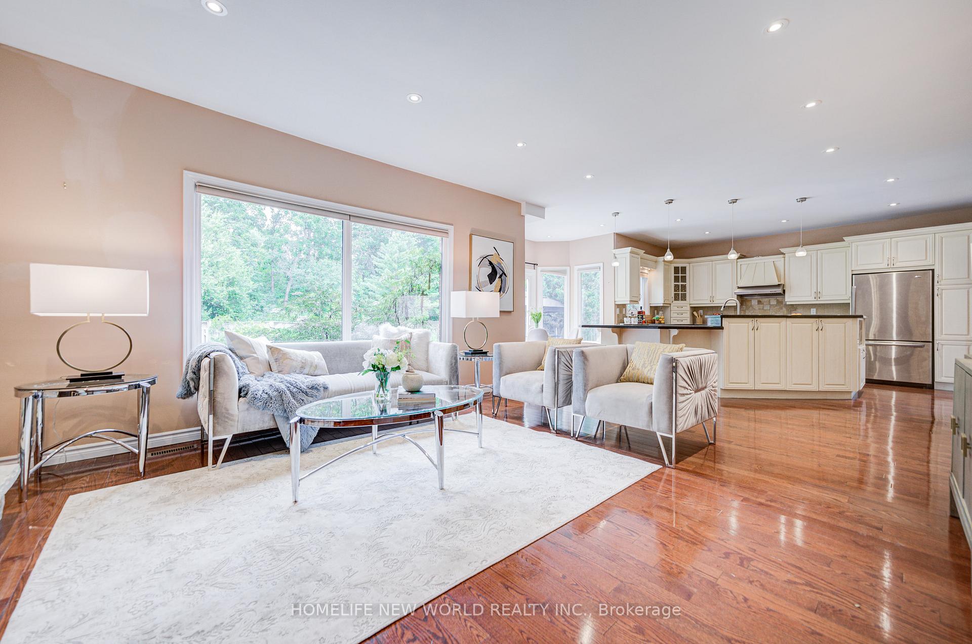 Photo 13 of 4468 Beacon Lane, Mississauga, Creditview — HOMEH