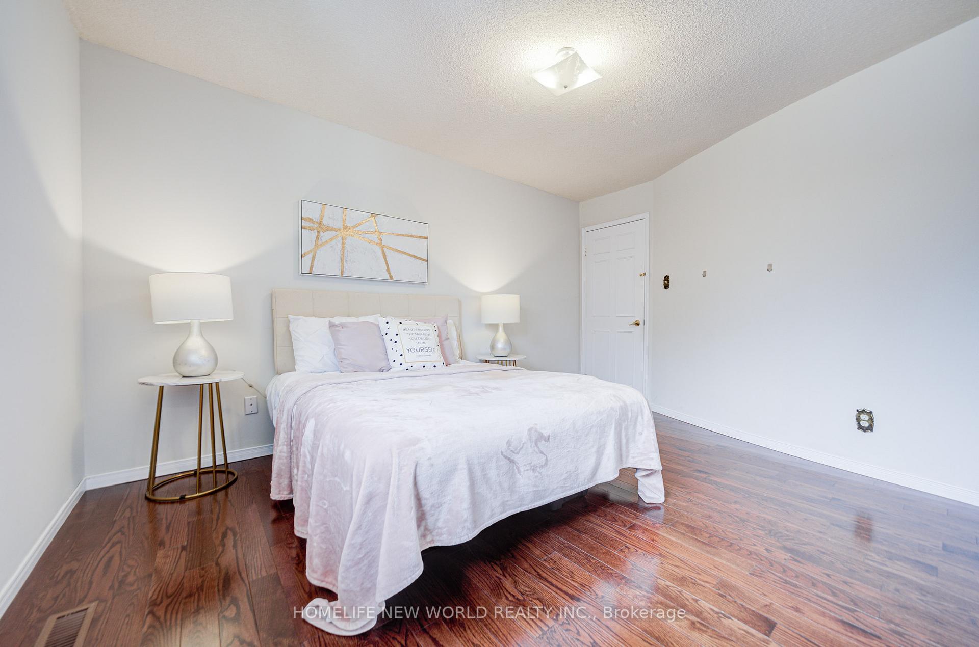 Photo 30 of 4468 Beacon Lane, Mississauga, Creditview — HOMEH