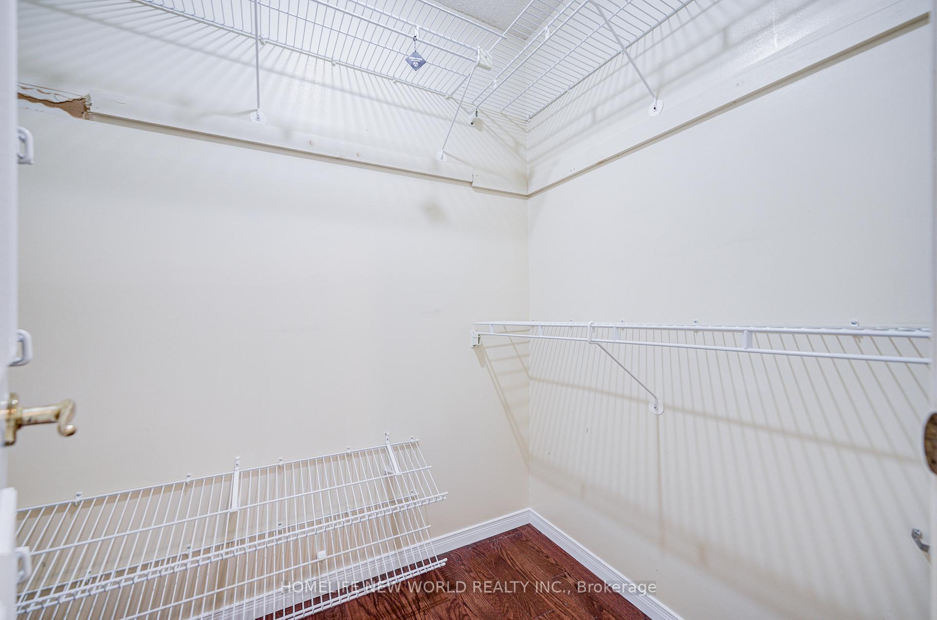 Photo 40 of 4468 Beacon Lane, Mississauga, Creditview — HOMEH