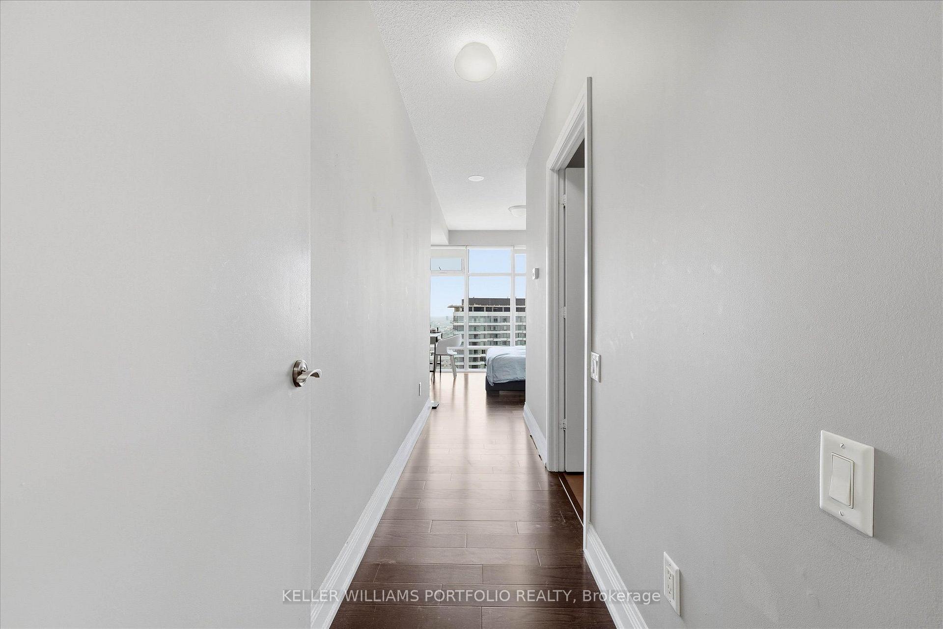 Photo 2 of Unit 4111, 2191 Yonge Street, Toronto, Mount Pleasant West — HOMEH