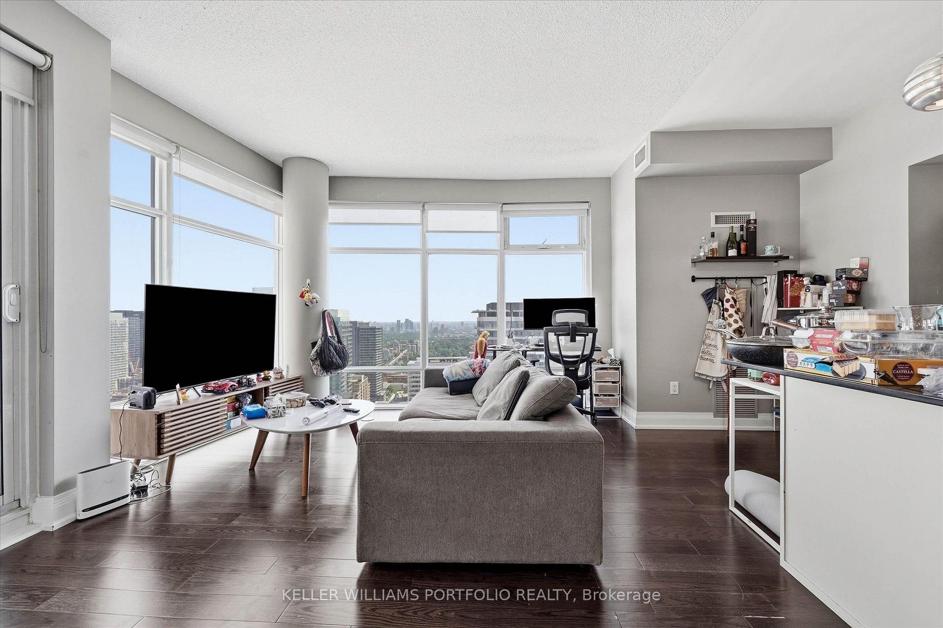 Photo 16 of Unit 4111, 2191 Yonge Street, Toronto, Mount Pleasant West — HOMEH